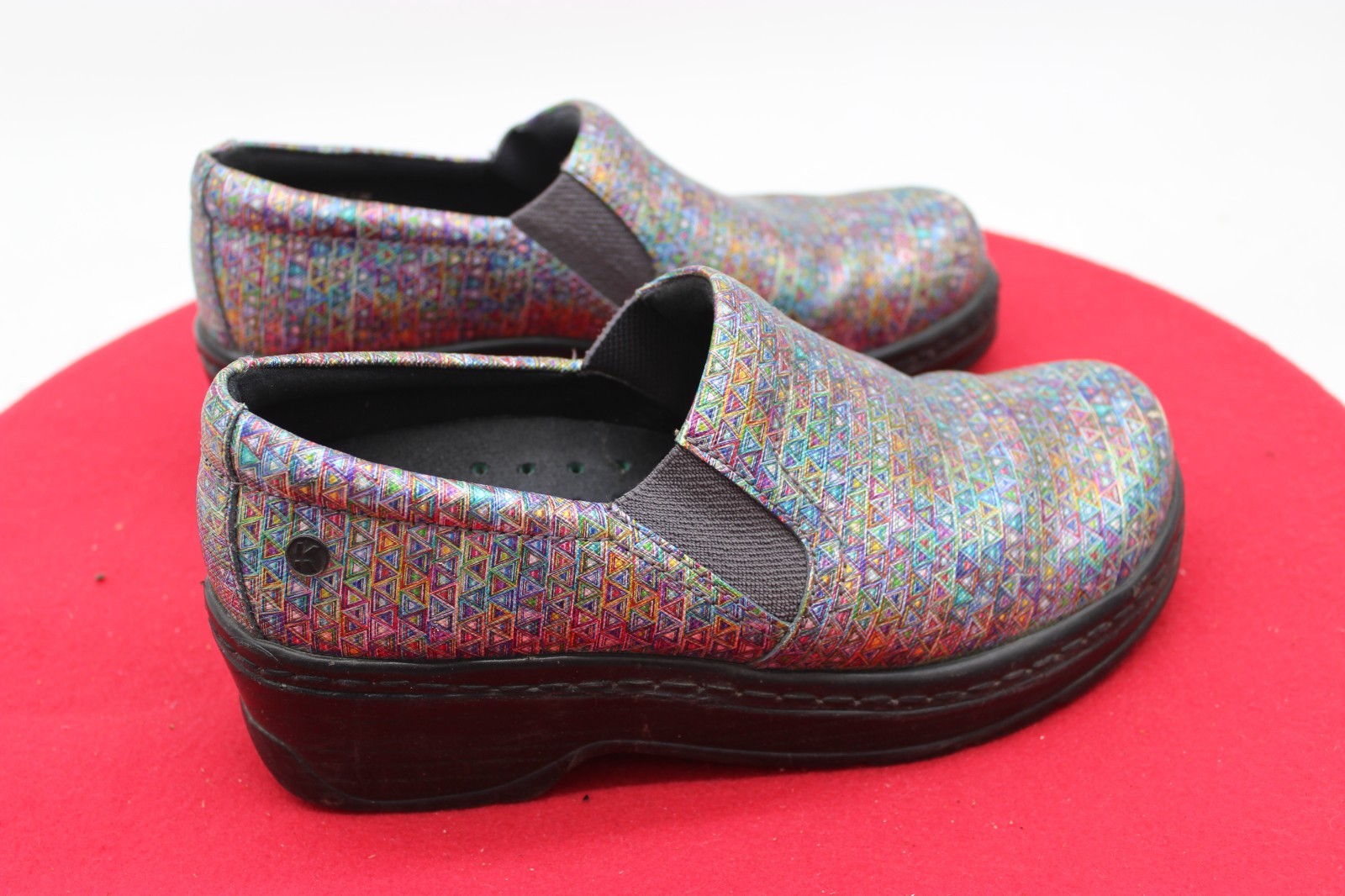 Klogs Footwear Shoes Naples Size 7.5M Geometric Triangle Multicolor Anti Fatigu6