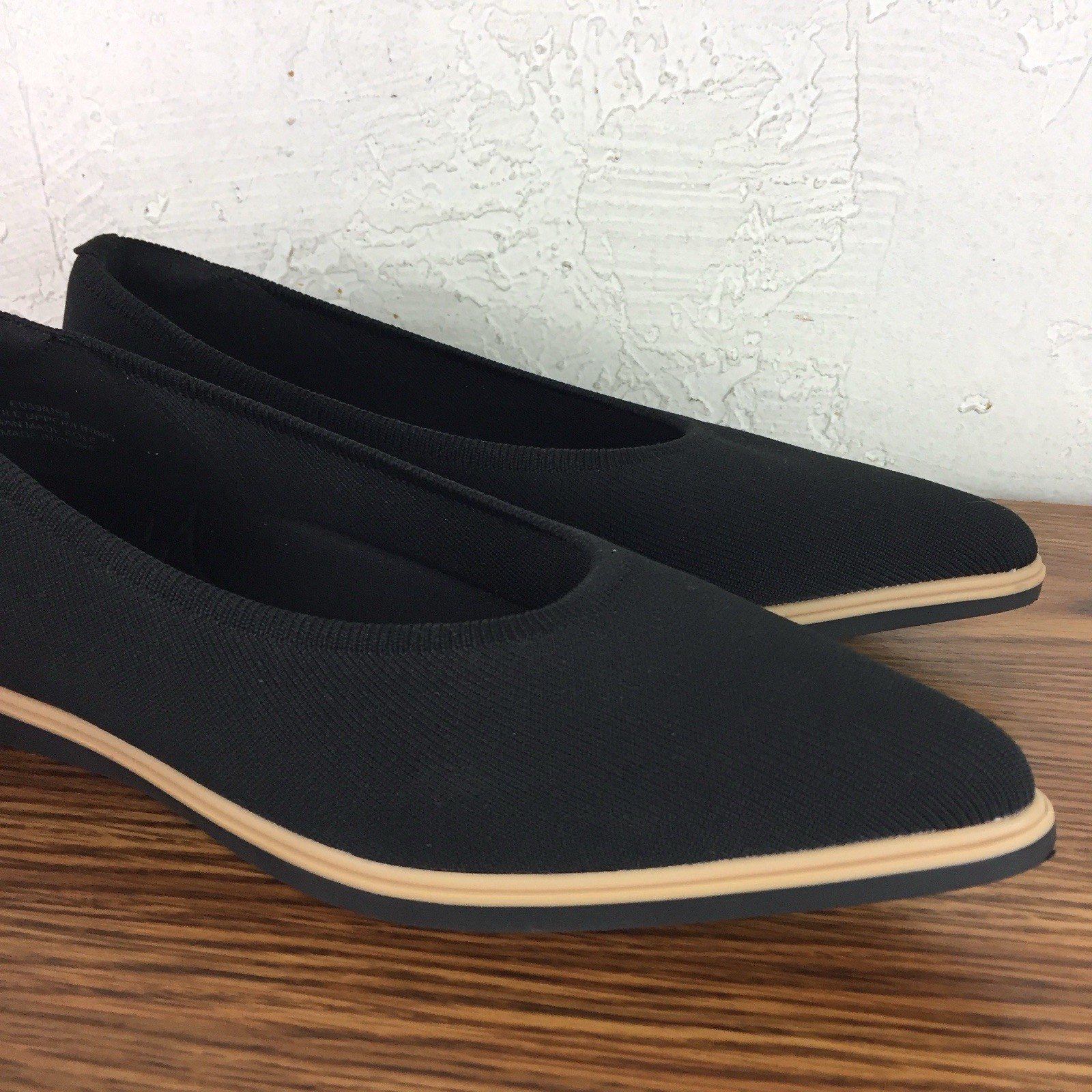 Vivaia Black Veronica Point Toe All Day Comfort Ballet Flats Knit Women Size 39