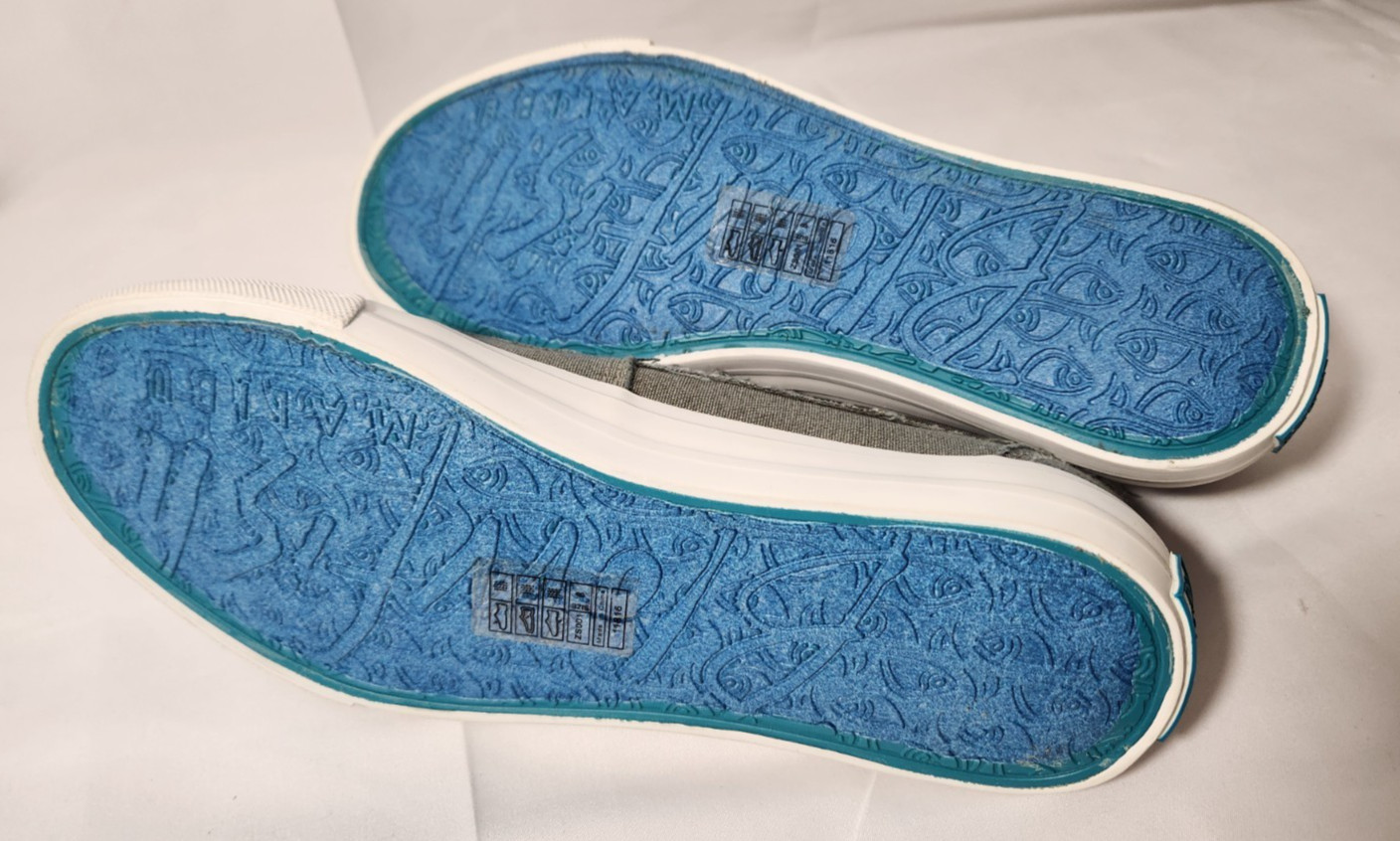 NEW Blowfish Malibu Marley Grey Distressed Canvas Slip Sneakers Women’s Size 8