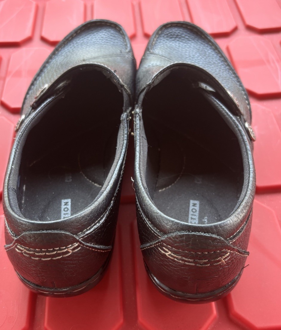Clarks Collections Womens Shoes Size 10 M Slip On Button Comfort Excellent
