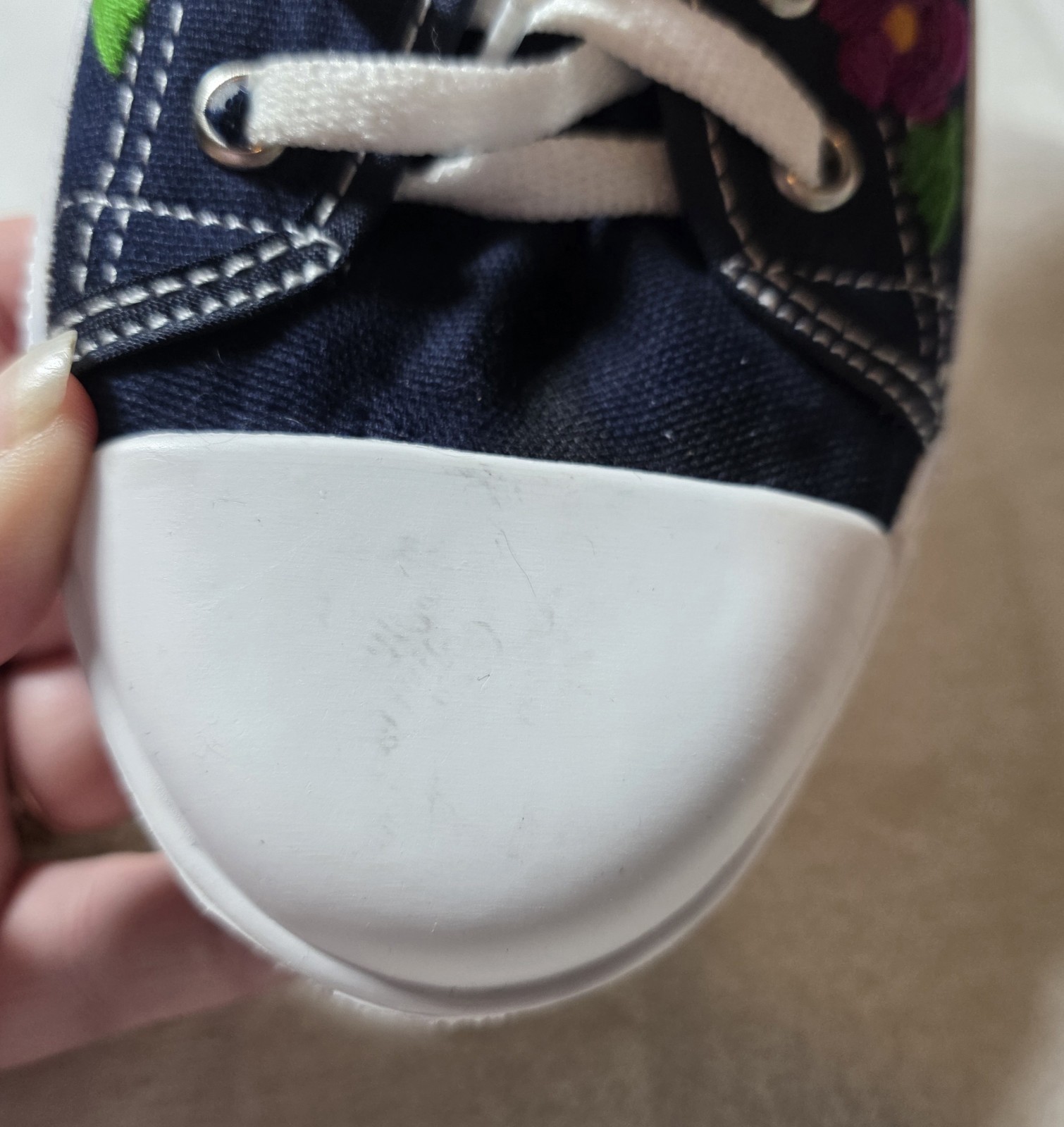 Mexican Artisanal Tennis Shoes Sz 7.5/8 Embroidered Flowers Cottage Core Boho
