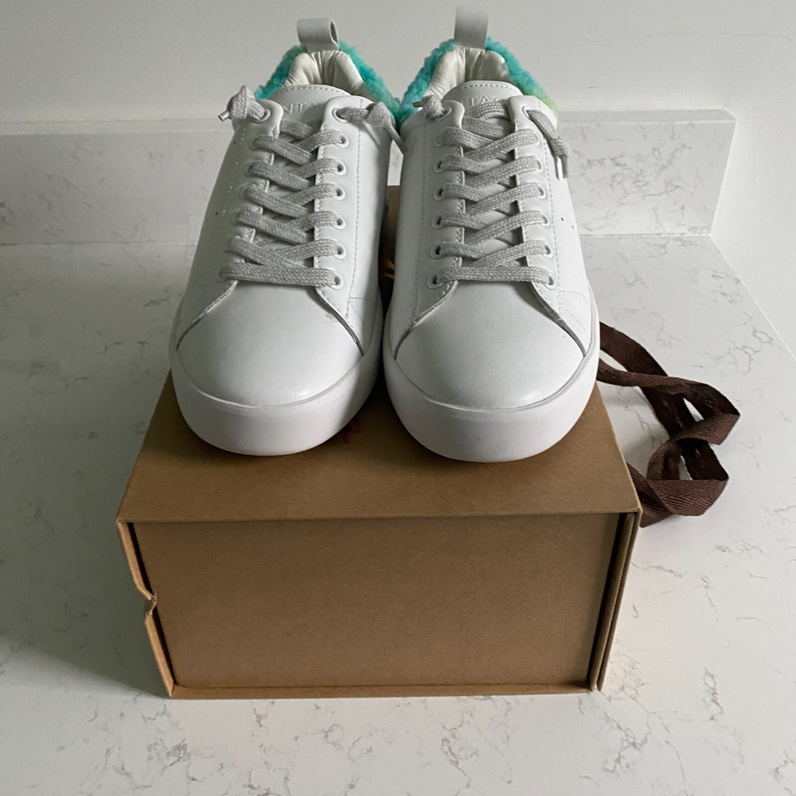 Vintage Havana Destiny White Tie Multi Women’s Sneakers Size 8 Fall