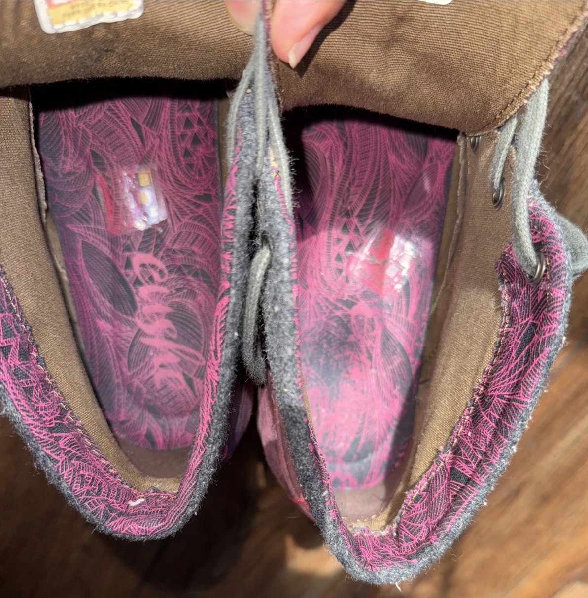 CUSHE Manuka Lite Desert Womens Chukka Boot Sz US 9 EU 40 Wine Surf Comfort