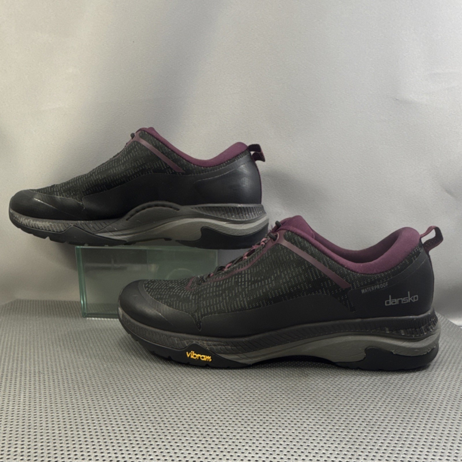 Dansko Women’s 38 7.5 Black Purple Waterproof Makayla Sneakers shoes 4715470240