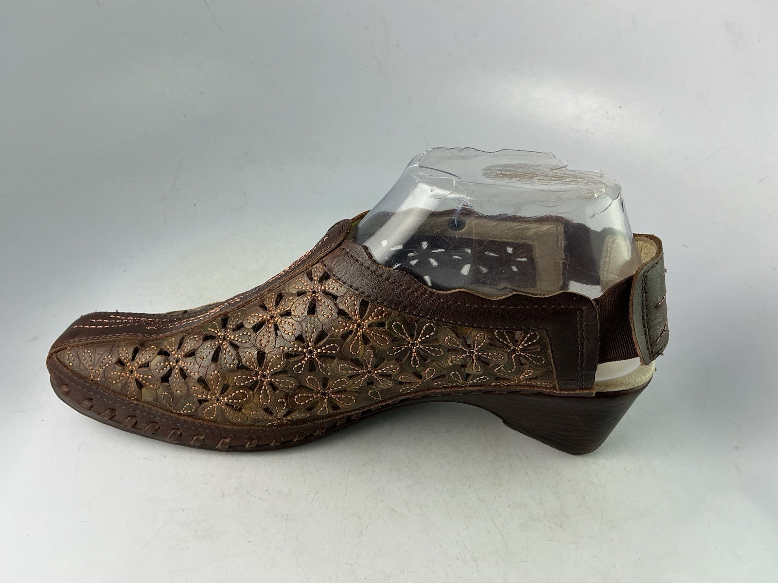 Pikolinos Romana Brown Leather Laser Cut Floral Daisy Shoes Sz 38- 7.5 US