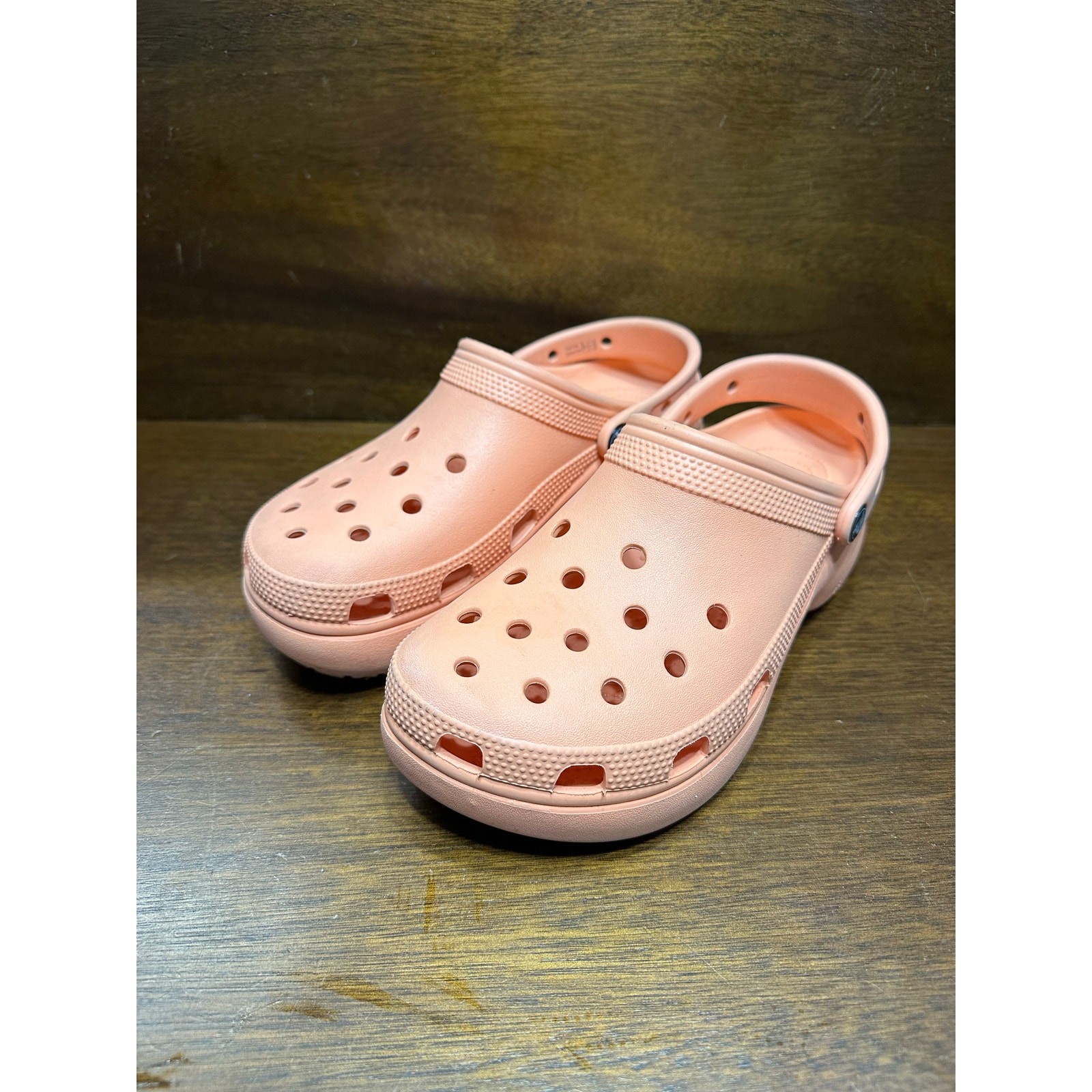 Crocs Classic Platform Clog Women 10 Comfy Lounge Retro Grunge Preppy Comfort