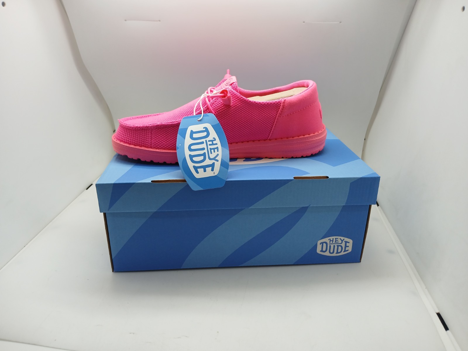 Hey Dude Wendy Funk Holiday Striped Slip Ons – Lightweight Loafers Women’s NWT