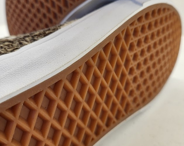 Vans X Urban Outfitters Exclusive Sk8 Hi Cow Brown White Womens size 9 Luxury