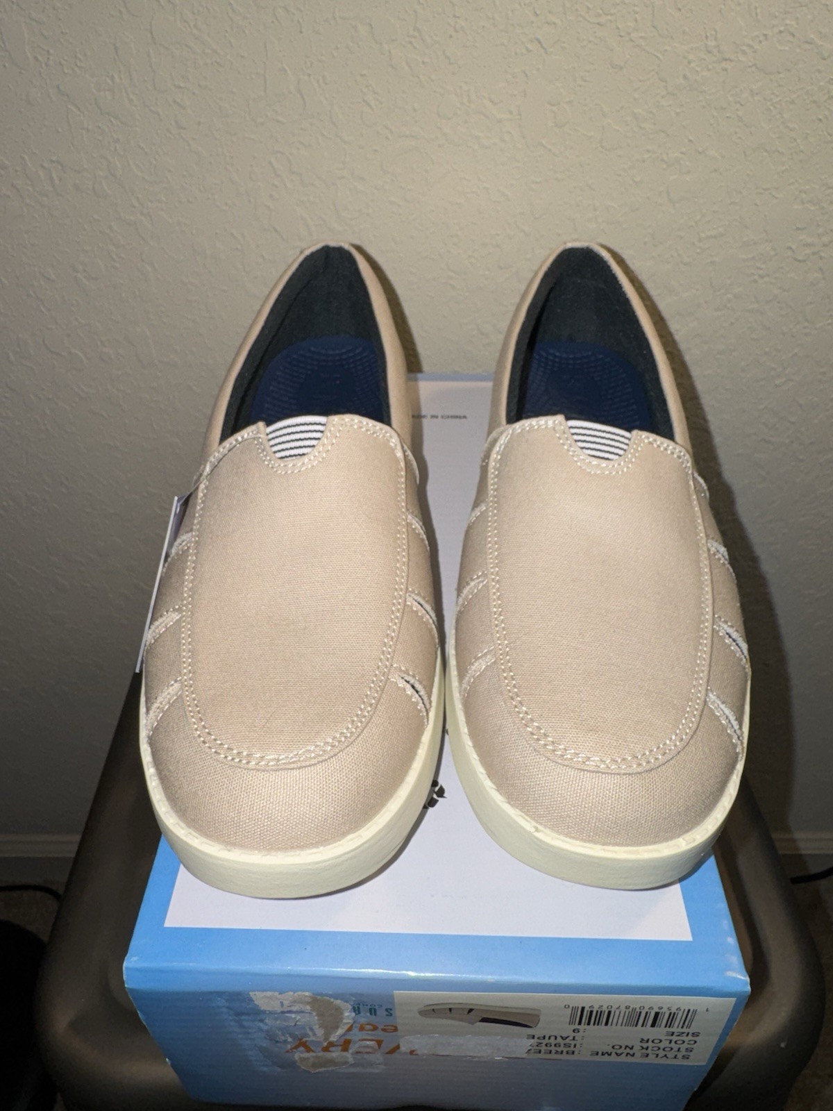 Island Surf Company Recovery Footwear Womens Breeze Comfort Taupe Shoes Sz 9 New