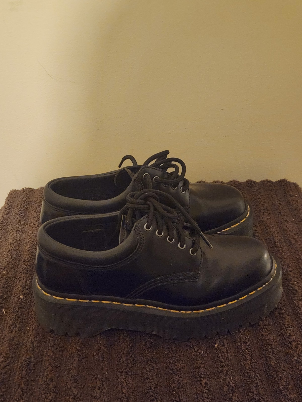 Dr. Martens 8053 Quad Women Size 7 Black Leather Platform Chunky Casual Shoes