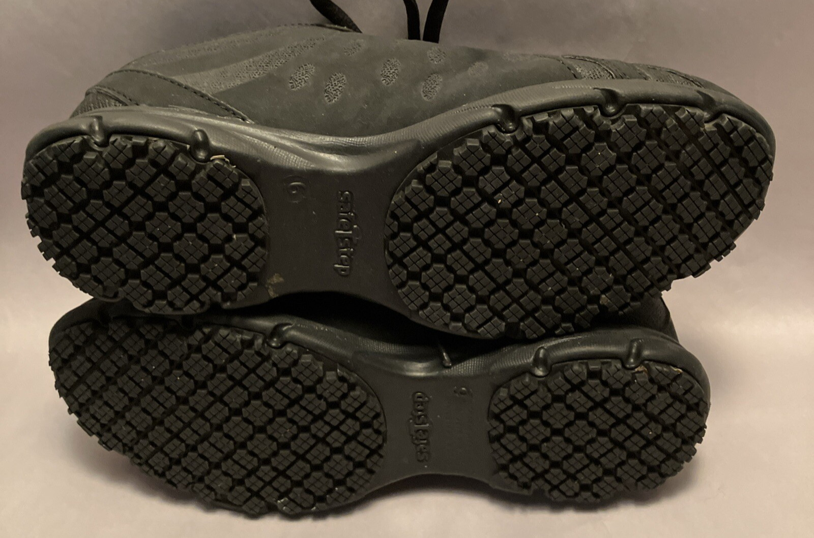 SafeTStep Comfort Women 6 Black Cushion Insole Grip Sole Comfortable Work Shoes