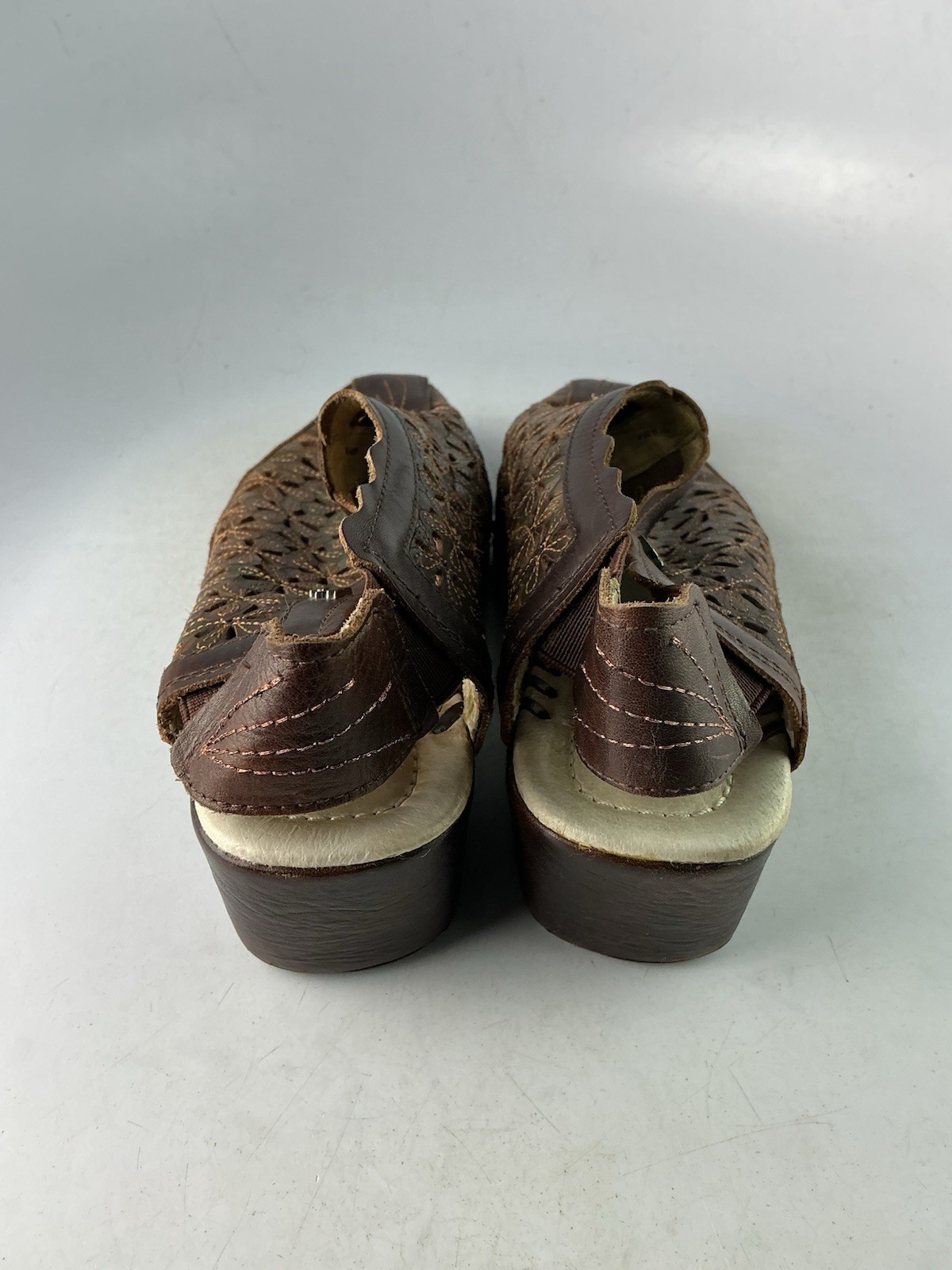 Pikolinos Romana Brown Leather Laser Cut Floral Daisy Shoes Sz 38- 7.5 US