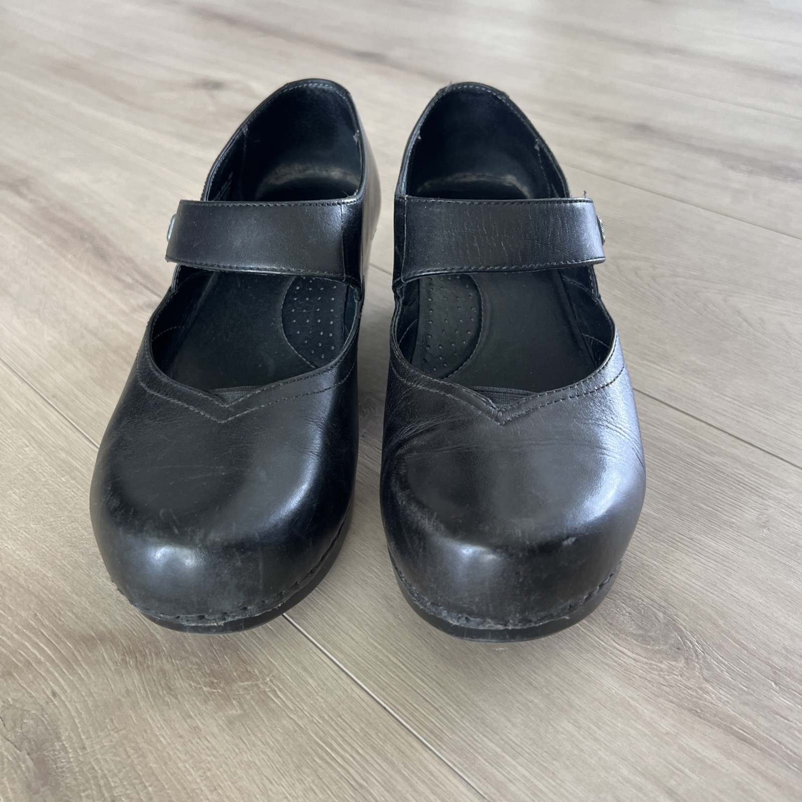 Dansko Tandy Women’s Mary Jane Clogs Shoes Size EU 40 US 9-9.5Leather