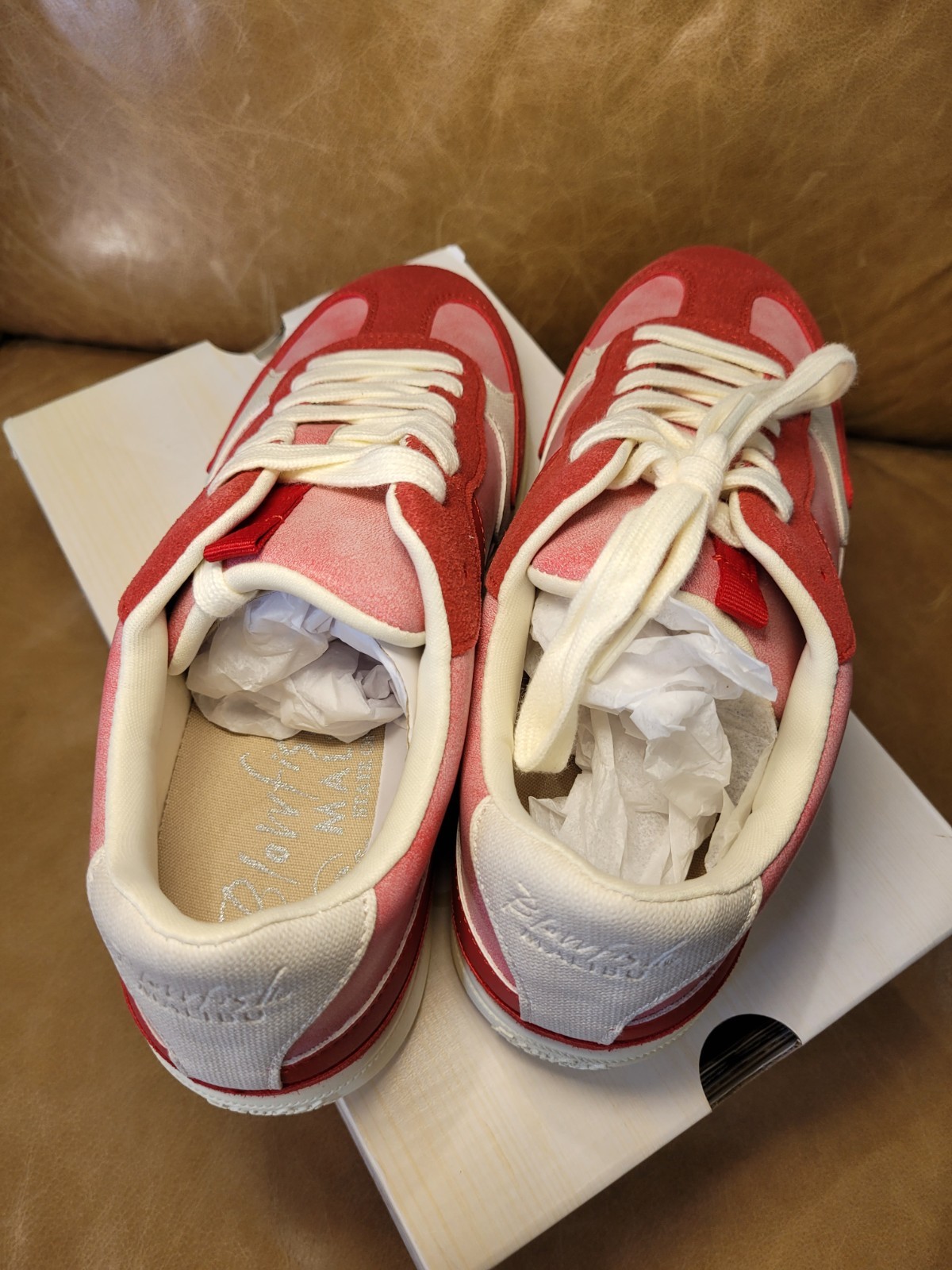 Blowfish Malibu Tastic Red Smooth Sz 8