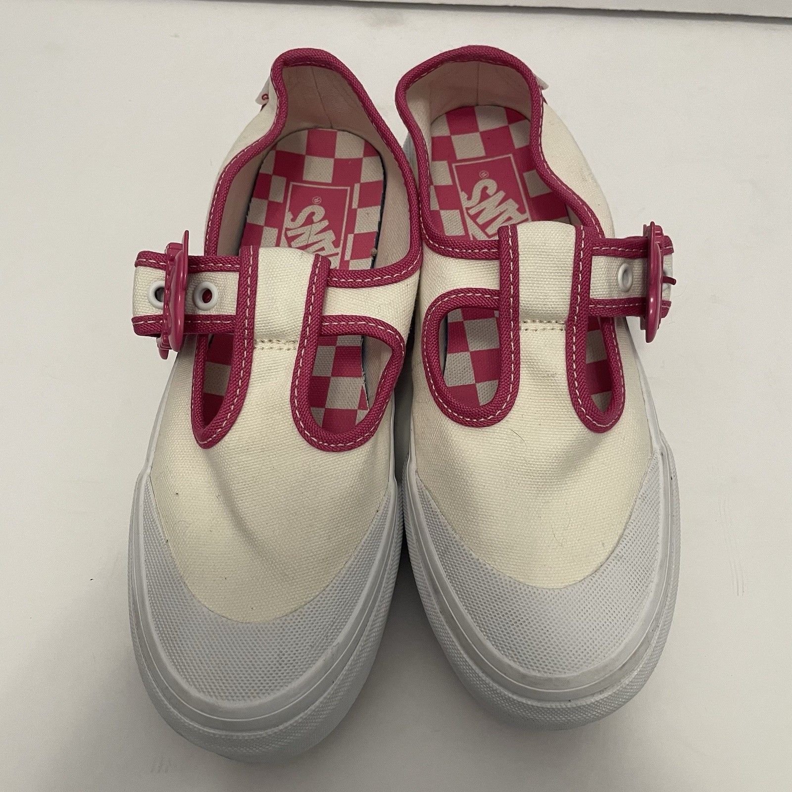 Vans x Barbie™ Style 93 DX Mary Jane Skate Shoe – White Womens 6