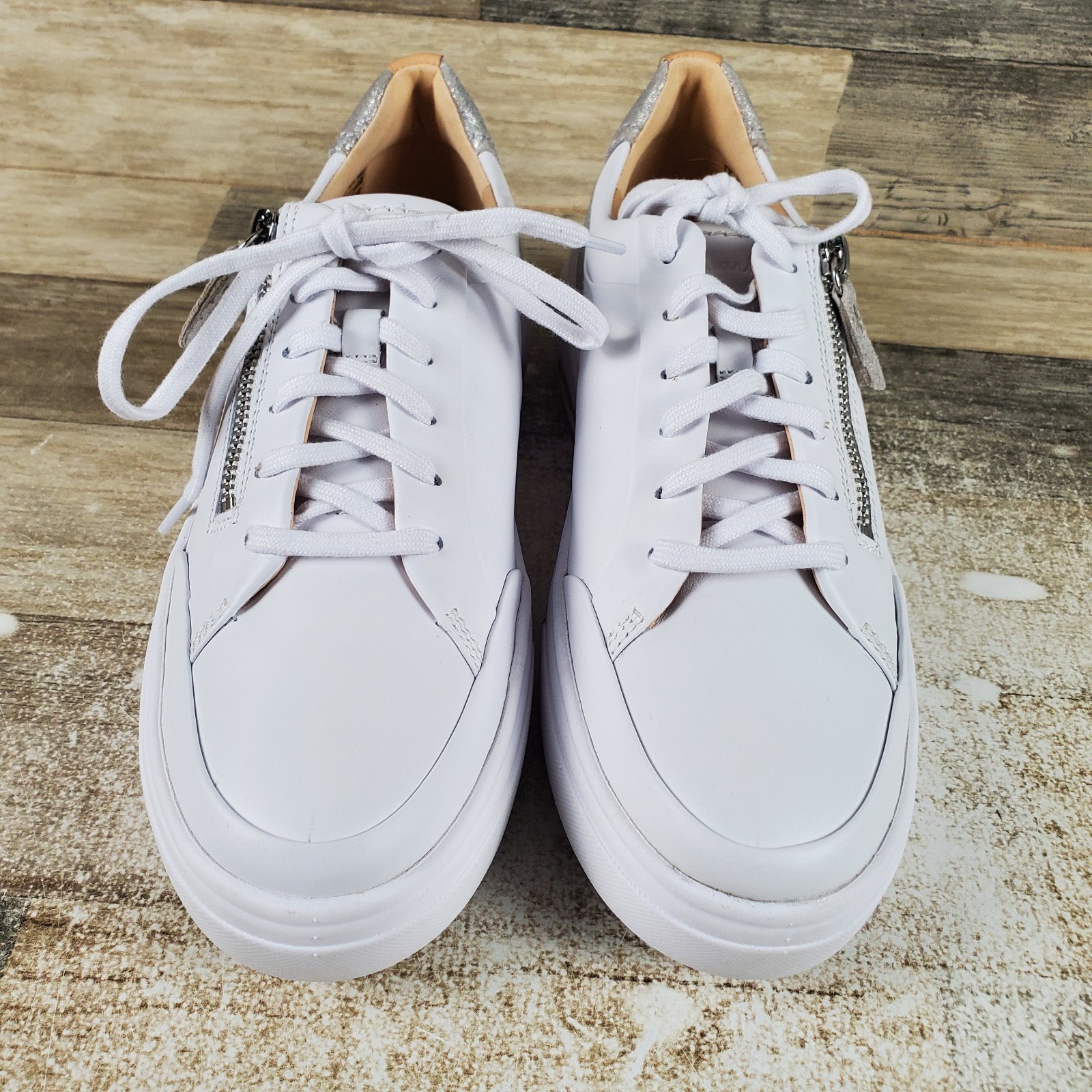 Clarks Hollyhock Zip Womens Shoes Sz 10 M Silver Combi Leather Lace-Up Sneakers