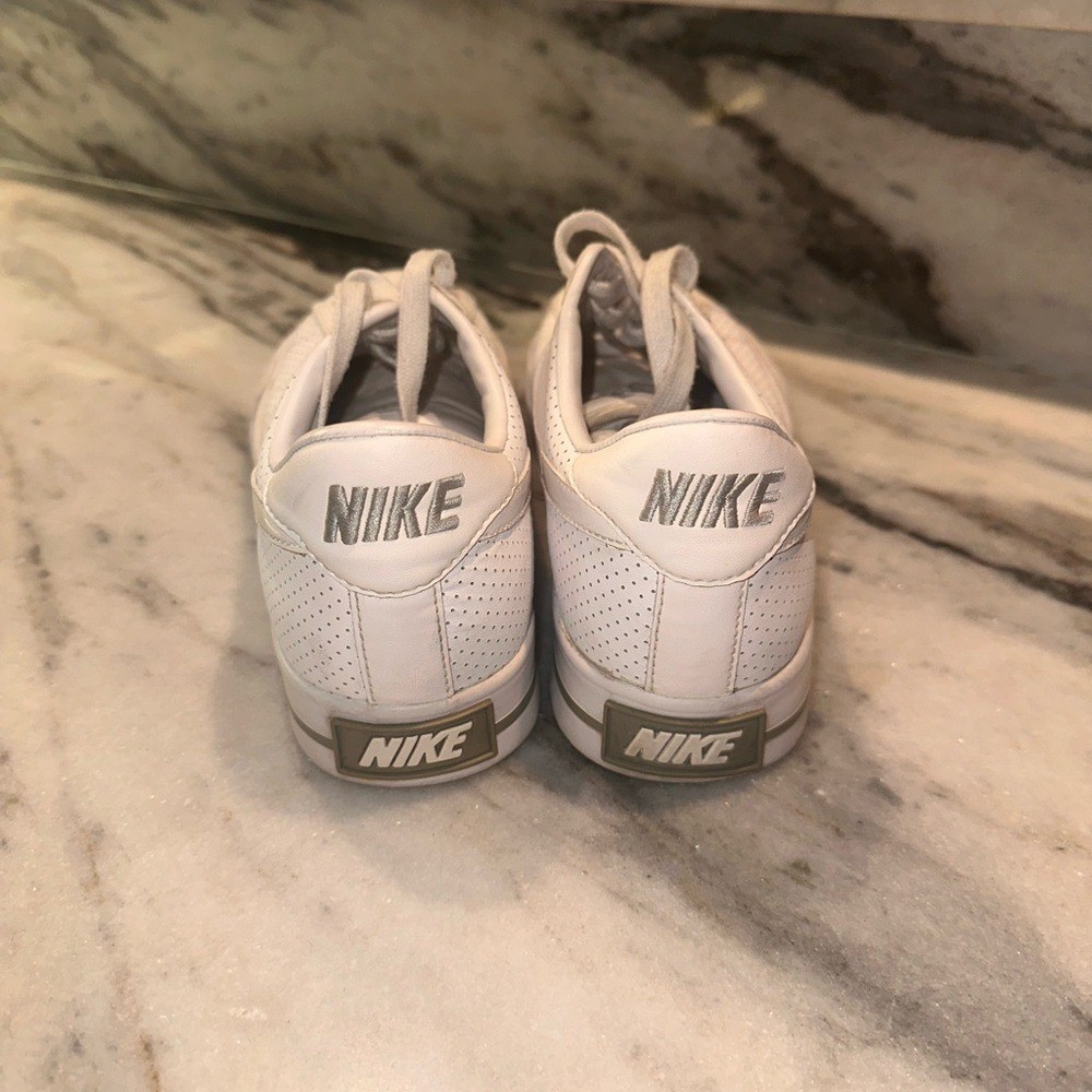Nike Size 8 Womens Sweet Classic Low Perforated White Leather Sneakers