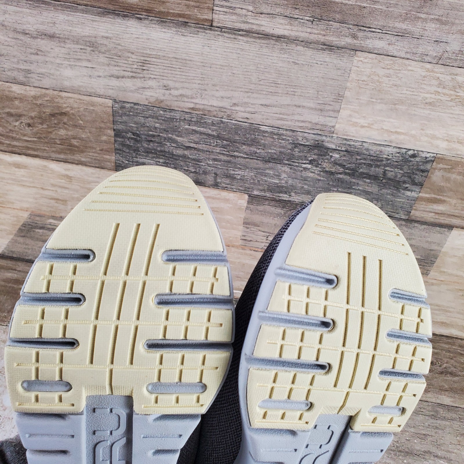 KURU Flex Via Womens Shoes Sz 7.5 M Running Dove Gray Pale Lime Lace Up Sneakers