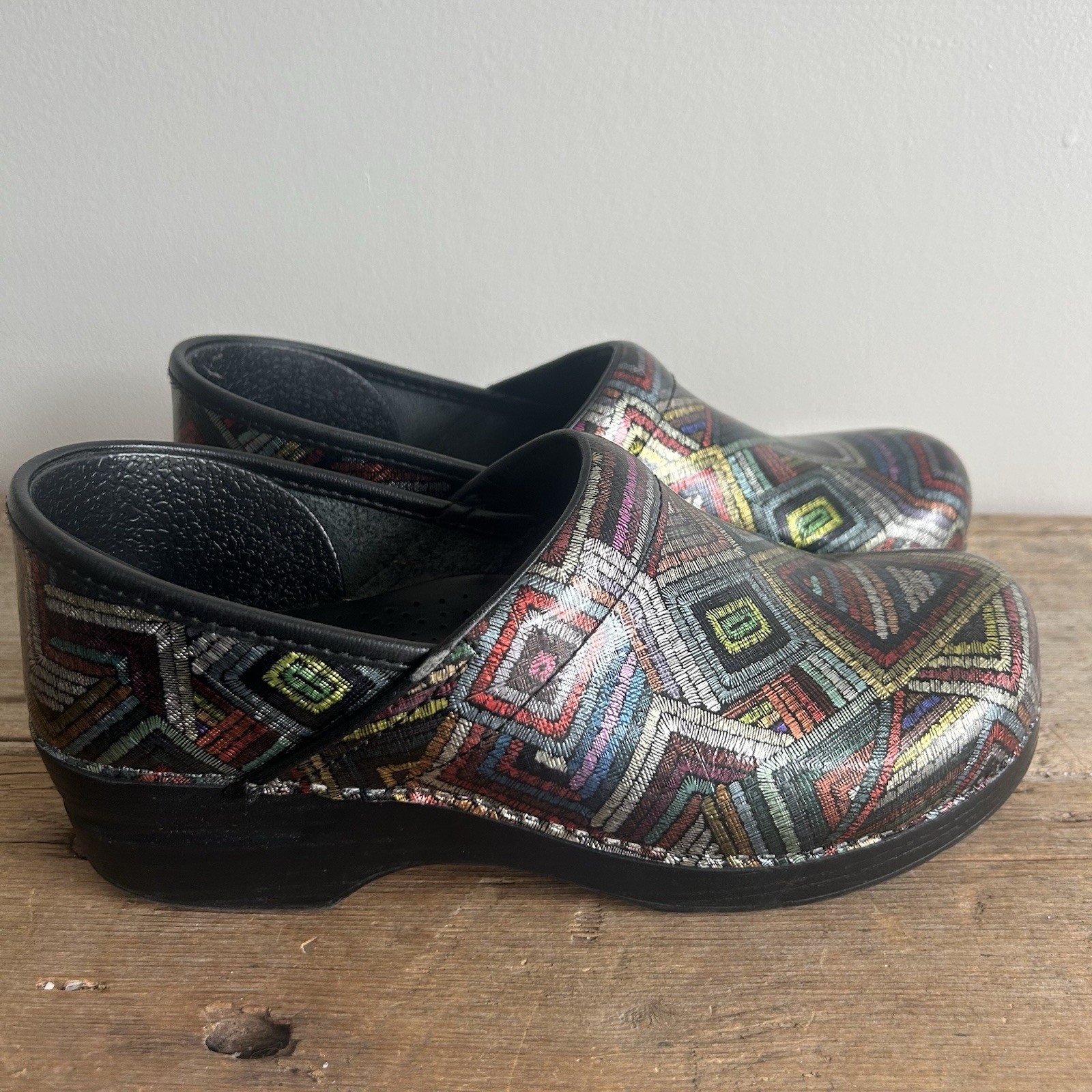 Dansko Professional Clogs Women’s 40 (US 9.5-10) Multicolor Geometric Maze Nurse