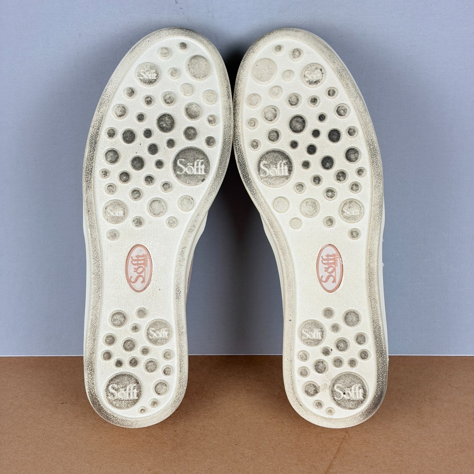 Sofft Somers II Leather Slip On Sneakers Womens 6 Tan Laser Cut Casual Comfort