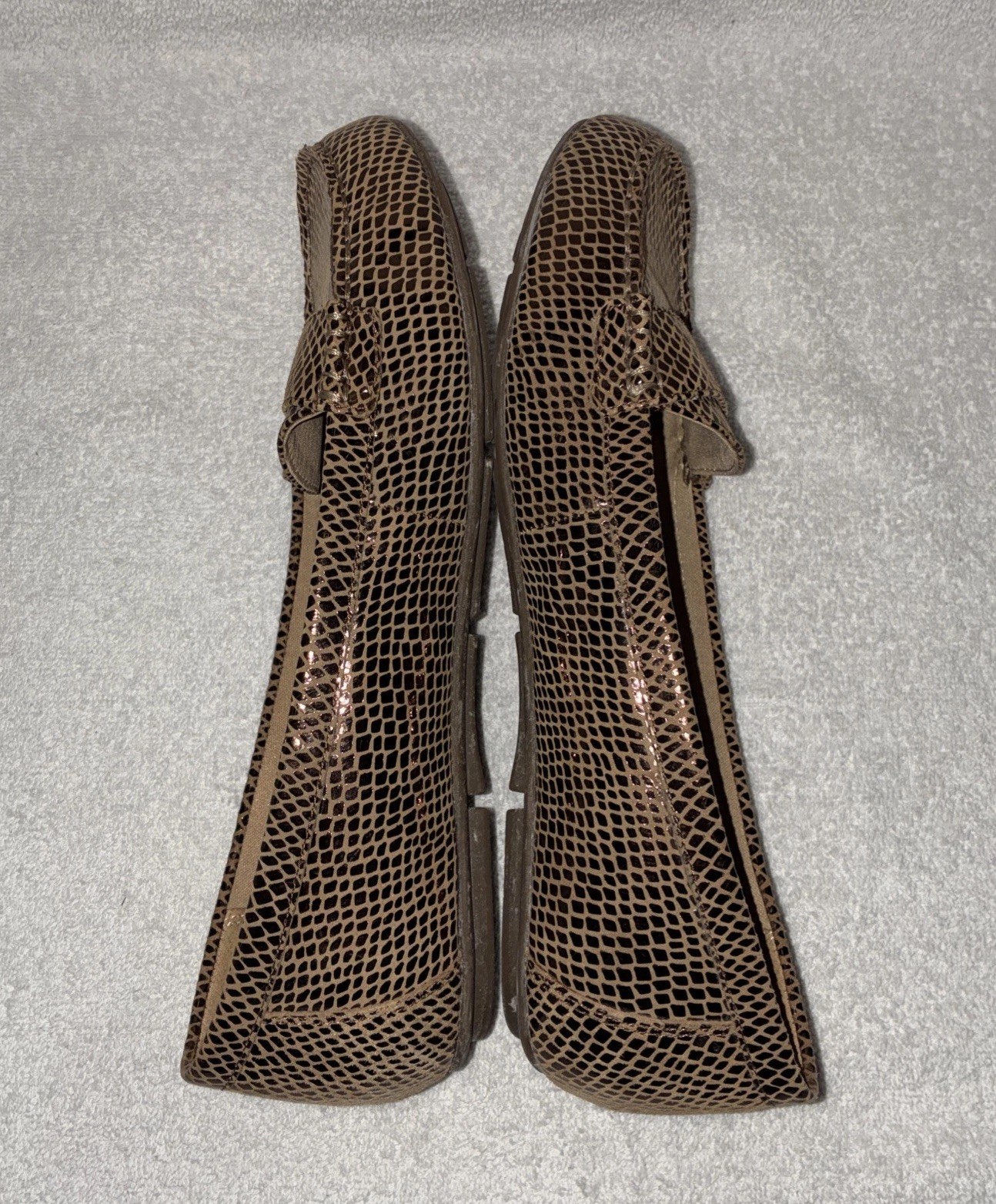 Vionic Chill Larrun Brown Metallic Snake Print Leather Flat Slip On Loafer Sz 10