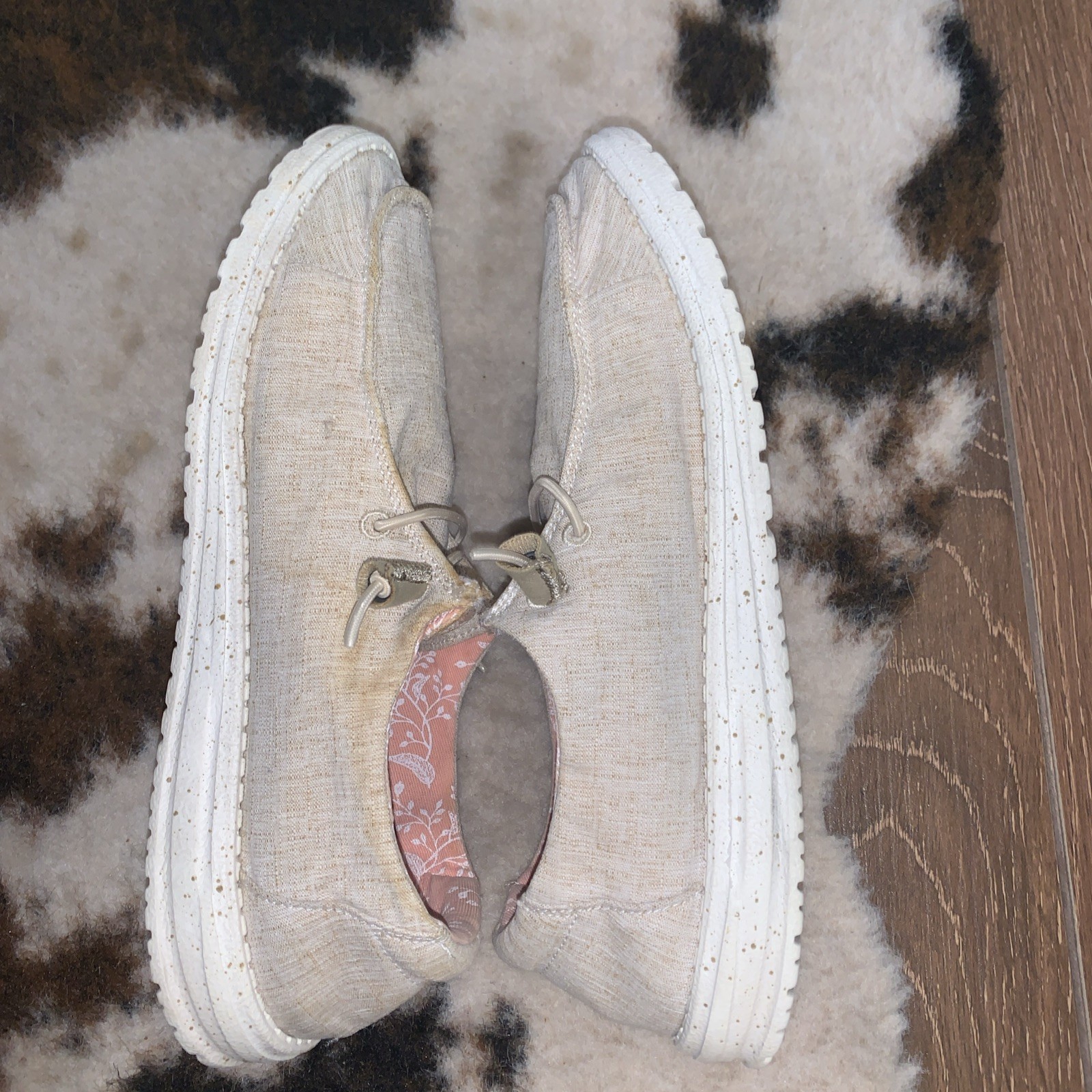 hey dude wendy 9 Chambray White Nut Beige Preowned