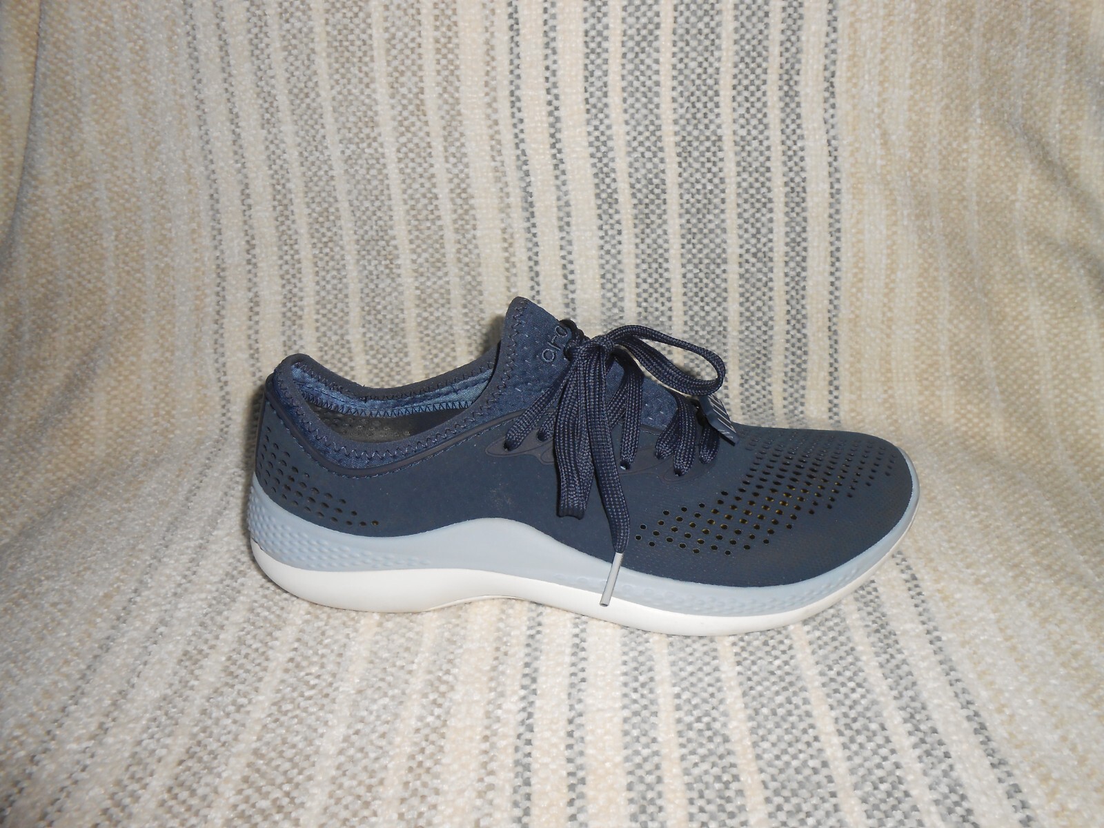 Crocs Literide 360 Pacer Sneakers Women 9 Blue Lace Up Comfort Water Shoe 206705