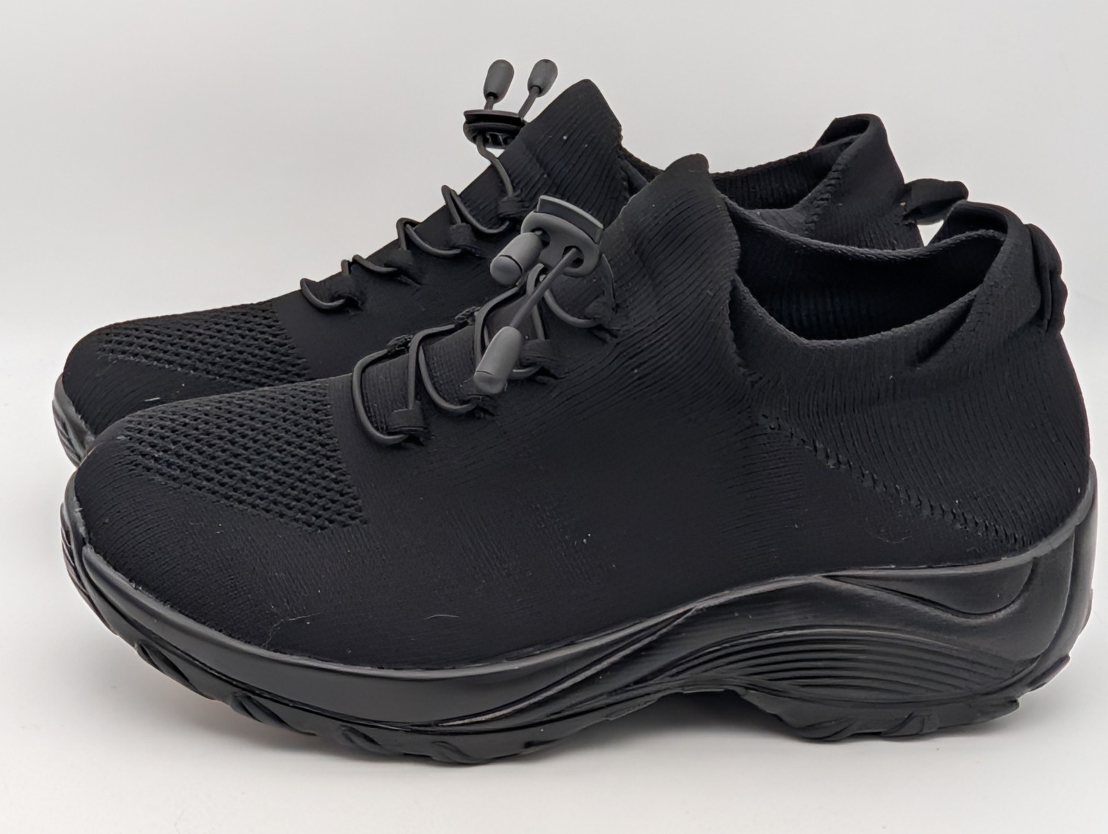 Comfort Wear Womens 11.5 Walking Shoes Sneakers Black Slip On Knit Casual