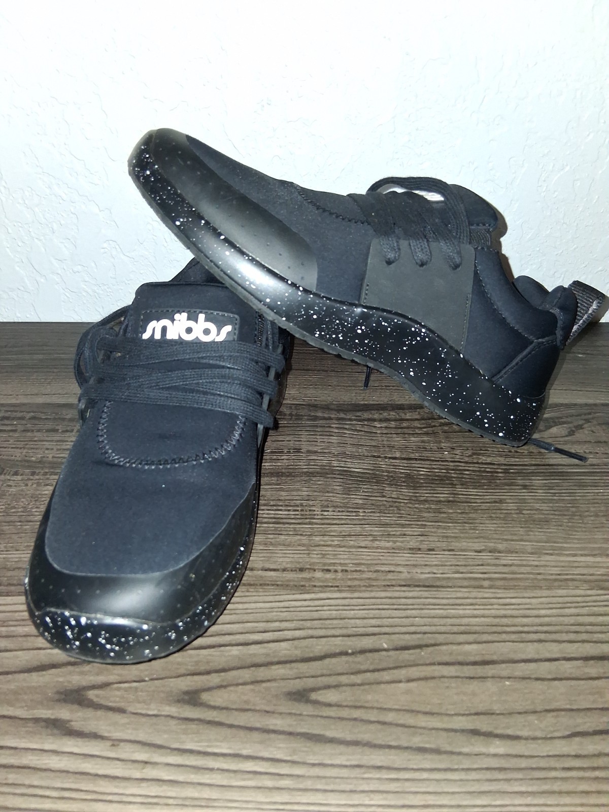 Snibbs Spacecloud Non Slip Work Shoes Womens Size 7 Black Speckle Sole Sneakers