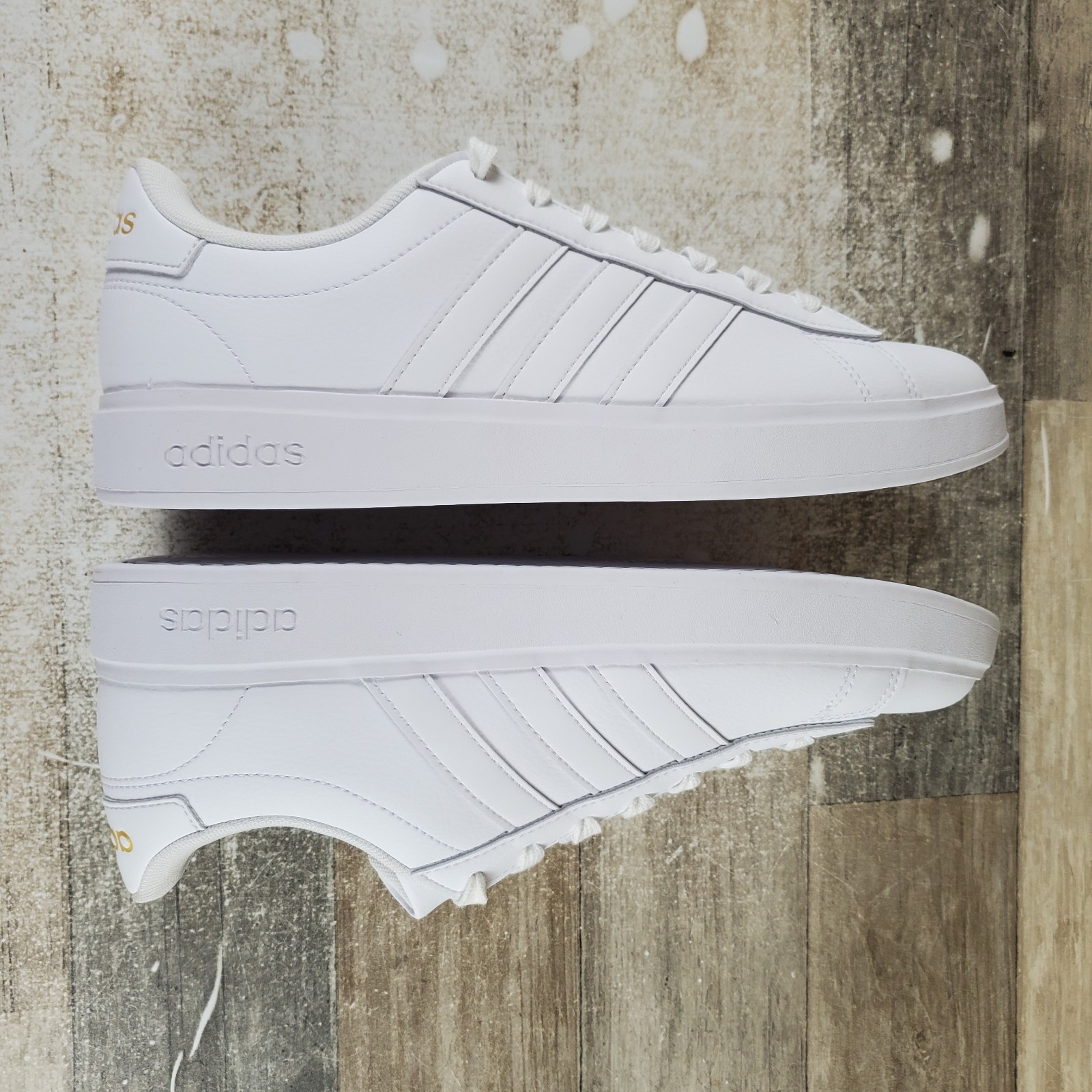 Adidas Grand Court 2.0 Womens Shoes Sz 9 White Tennis Comfort Lace Up Sneakers