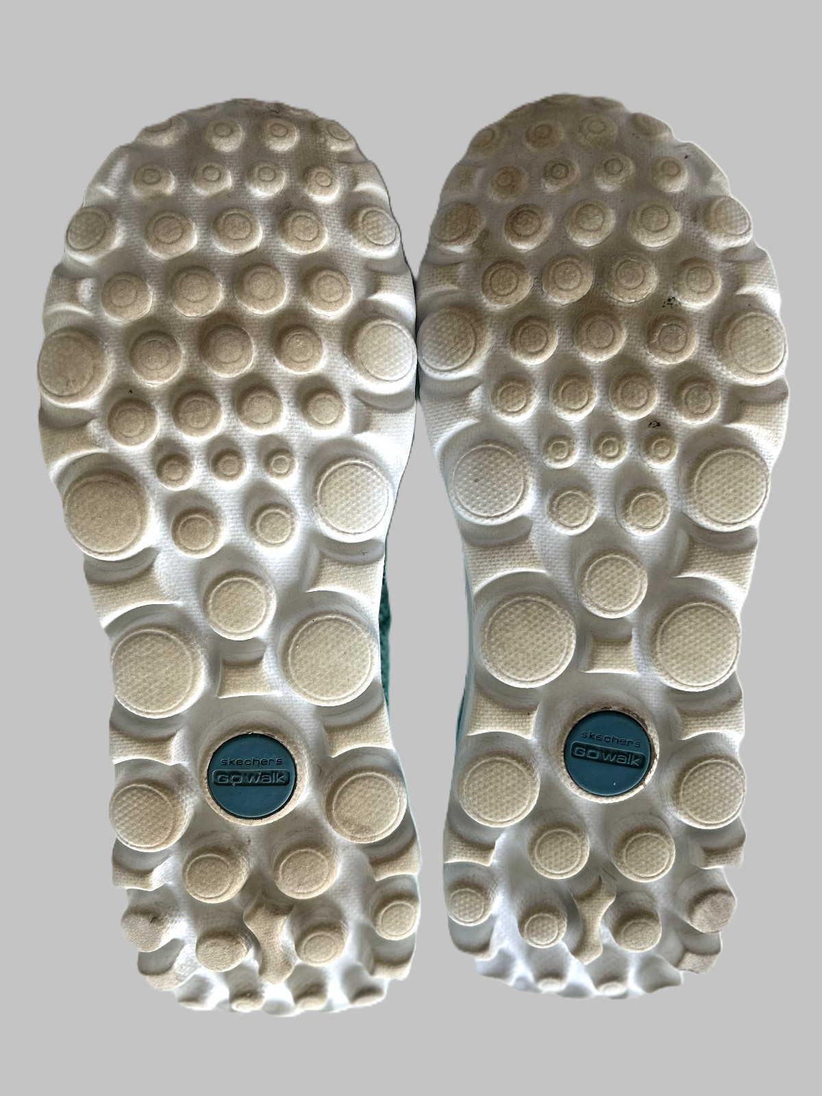Skechers Go Walk Memory Foam Fit Slip-on Shoes Size 9M in Turquoise