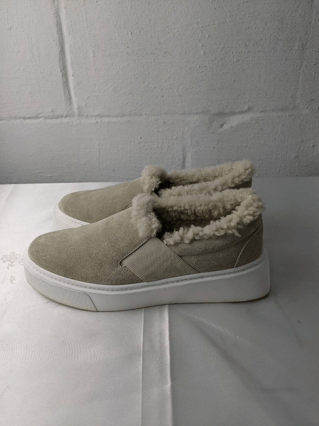 M.Gemi Italy Women’s The Cerchio Shearling Shoe Size 38 EU 7.5 US Slip On Lined