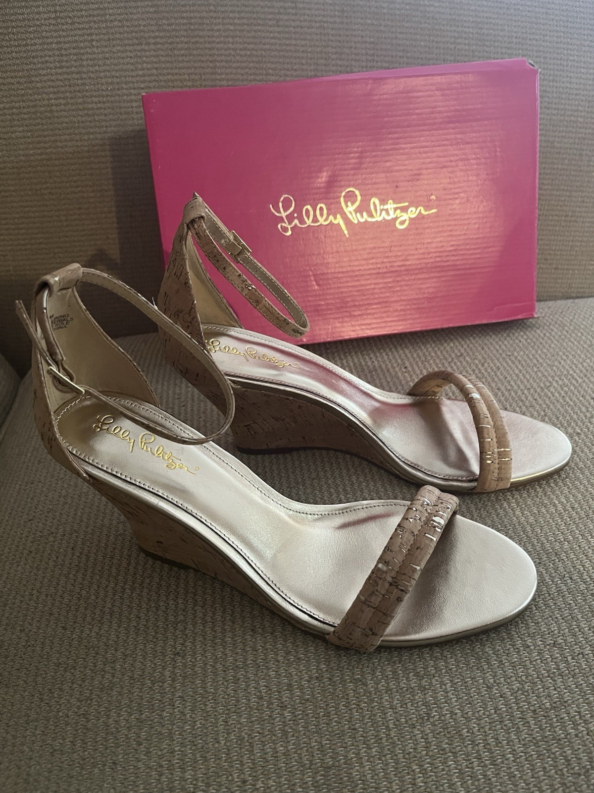 – Lilly Pulitzer Jenna Wedge in Natural Size 10 M