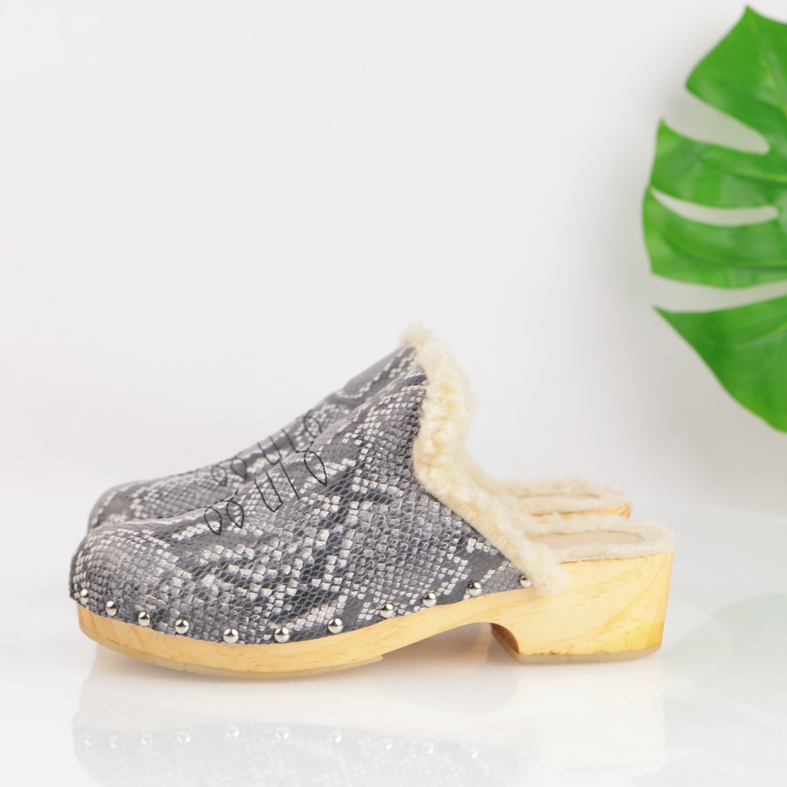Anthropologie Pilcro Womens Clog Size 10 Gray Snake Wooden Heel Sherpa Shoe Mule