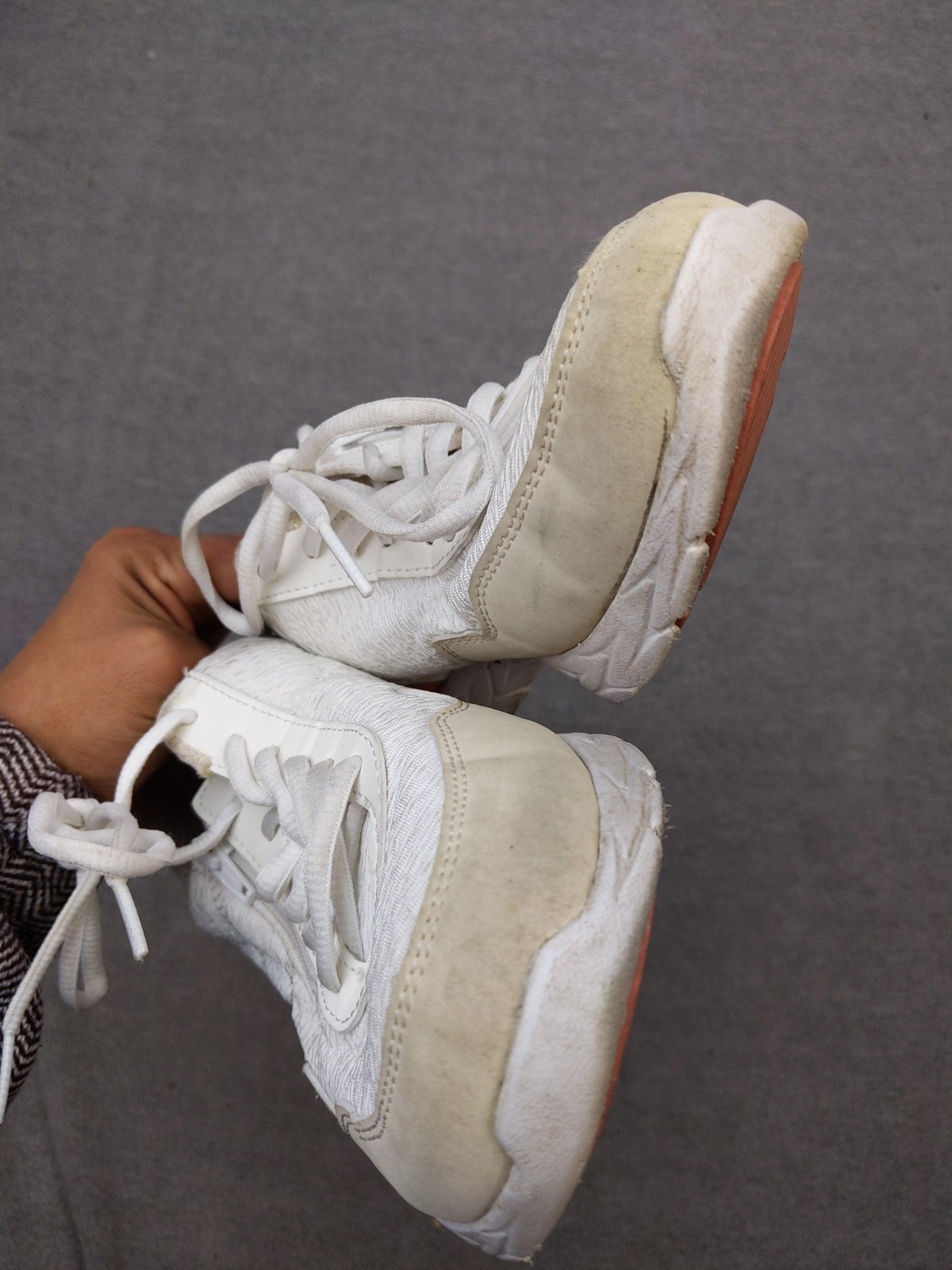 Vionic Shoes Womens Size 7 Wide White Beige Orange Jetta Zip Lace Comfort Arch