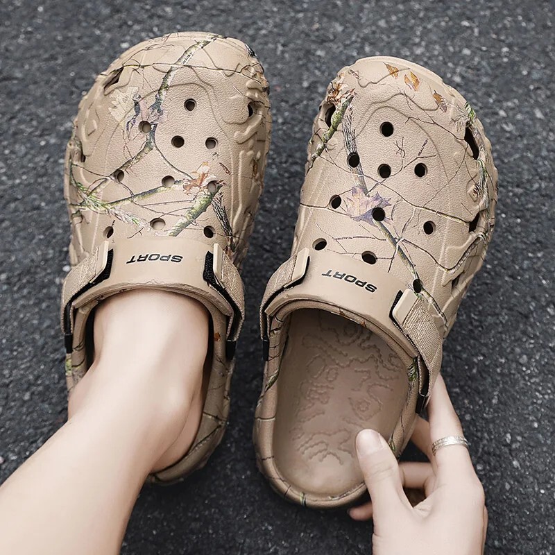 Unisex Classic Clogs Slip On Ultra Light Water-Friendly Sandals Shoes