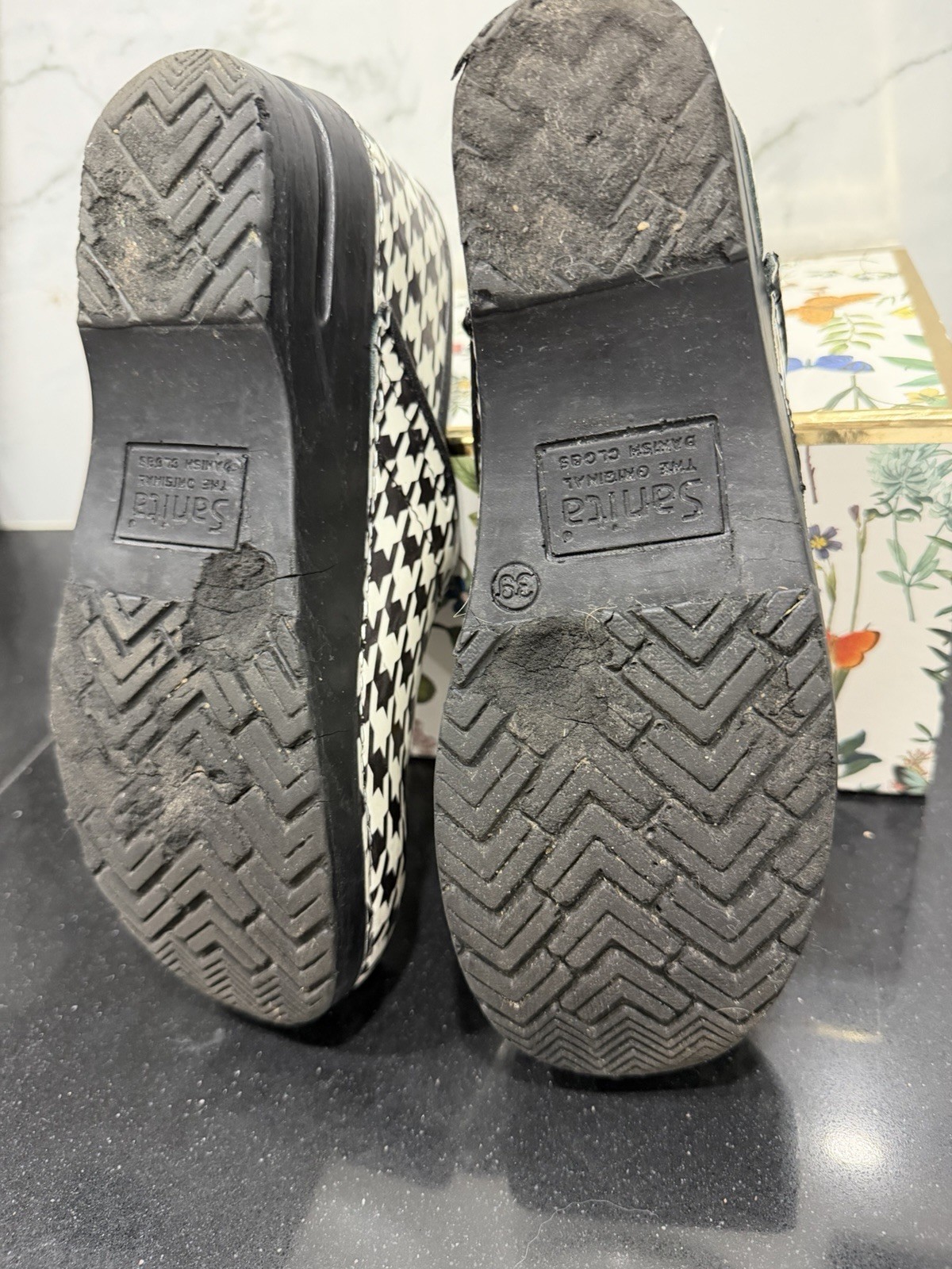 Sanita The Original Danish Clogs Womens Size EU 39 US 8.5 Black White