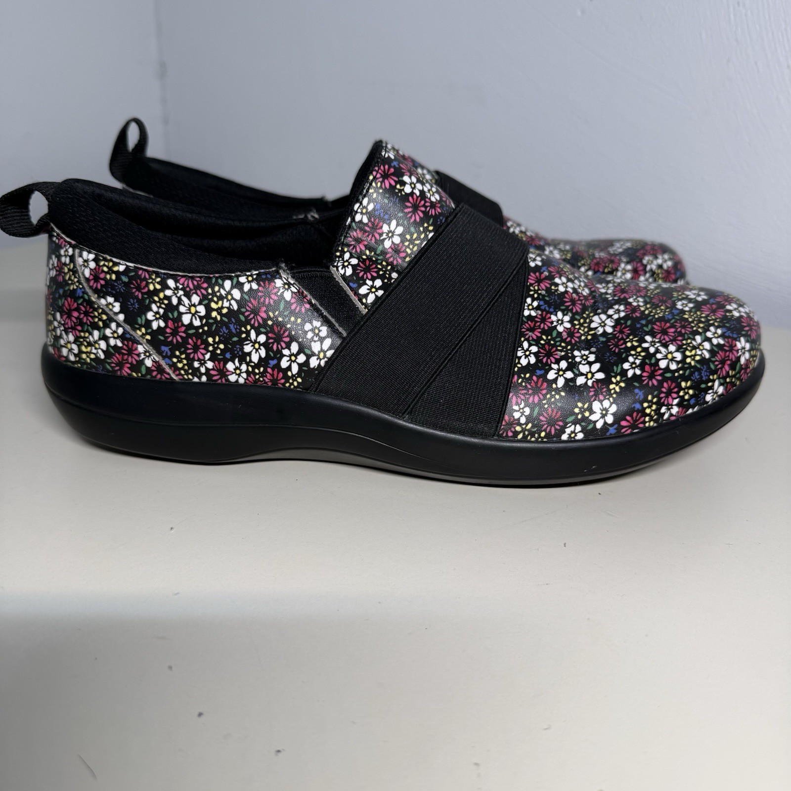Alegria By Pg Lite Slip On Shoes Floral Print Lightweight Comfort Man Made Sz 39