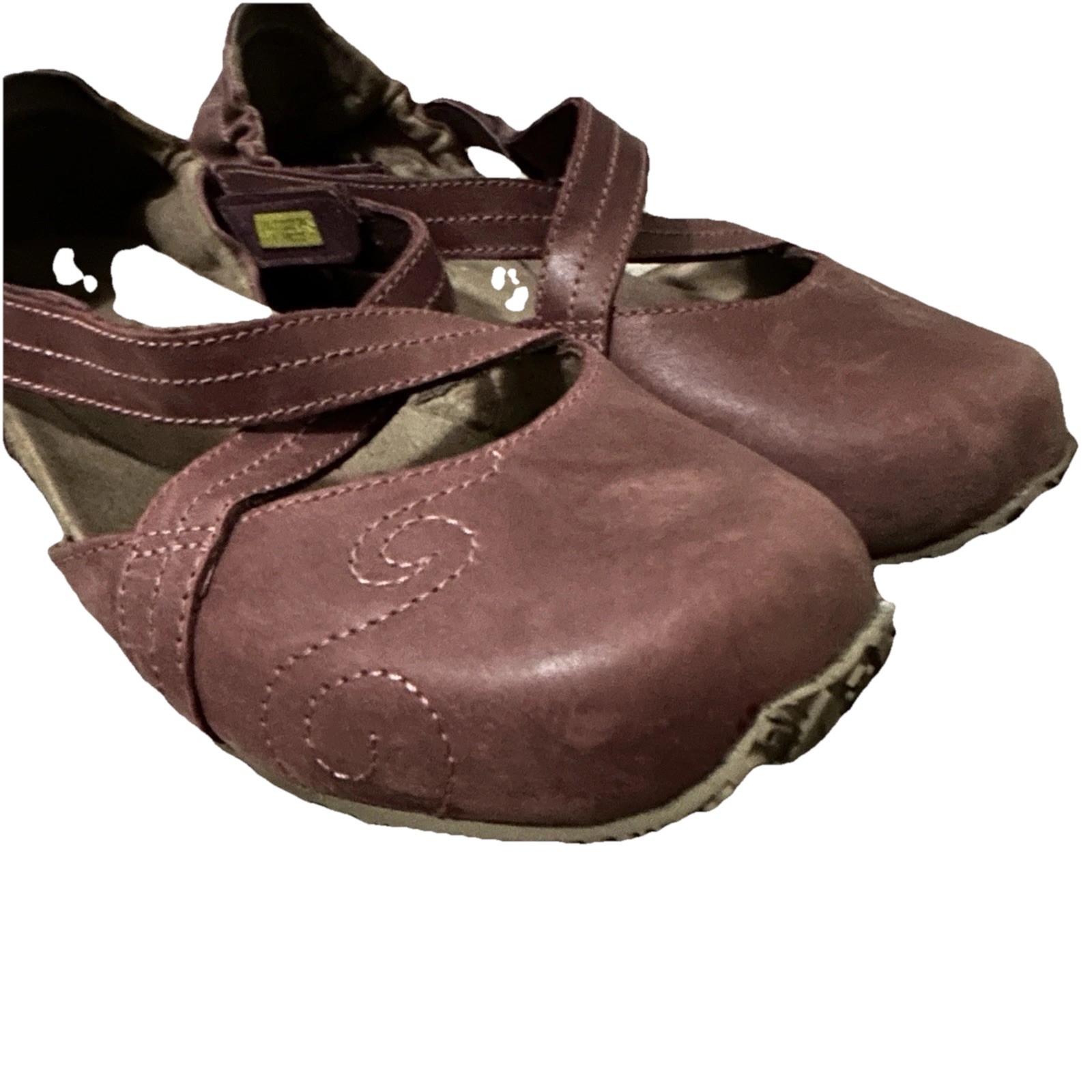 Ahnu Karma Latitude Leather Shoe Burgundy Women’s Size 6 Yoga Gorpcore Boho