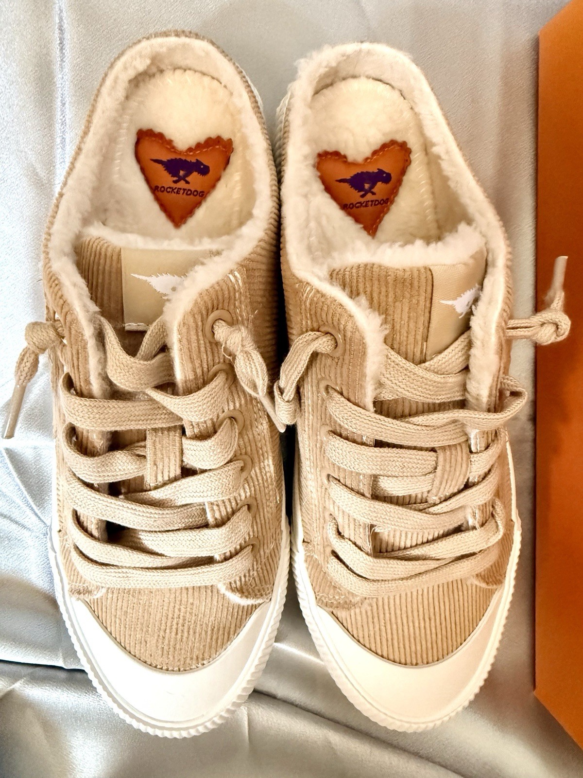 NEW – Rocket Dog Cheery Platform Mules in Natural Corduroy Size 7.5
