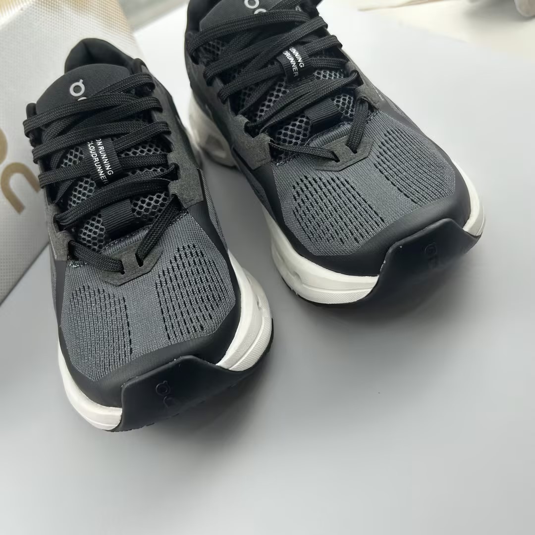 On Cloudrunner 2 Women’s Eclipse Black Lace Up Breathable Running Shoes US 6-9.5