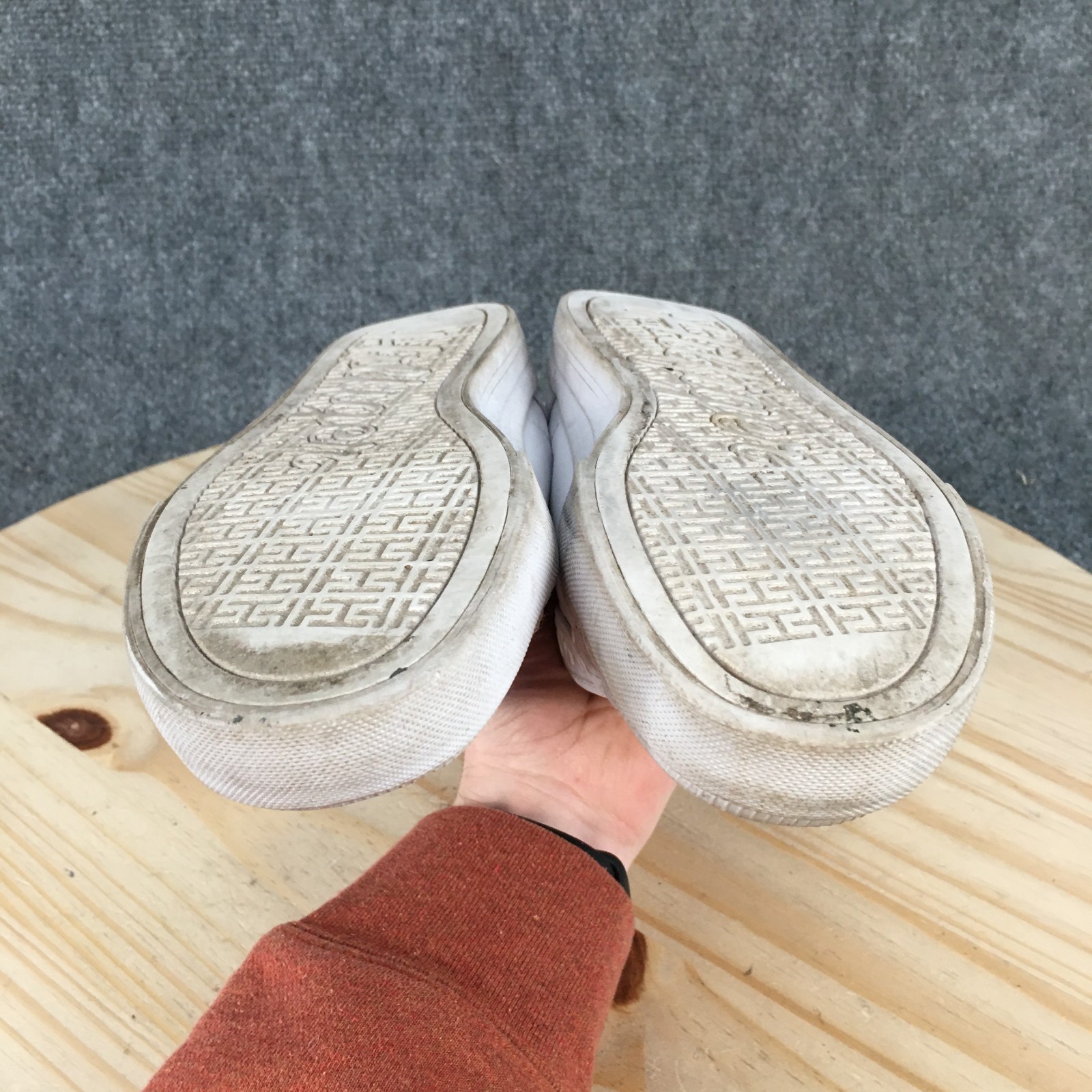 Tommy Hilfiger Shoes Womens 6.5 M Anni Laceless Slip On Sneakers White Casual