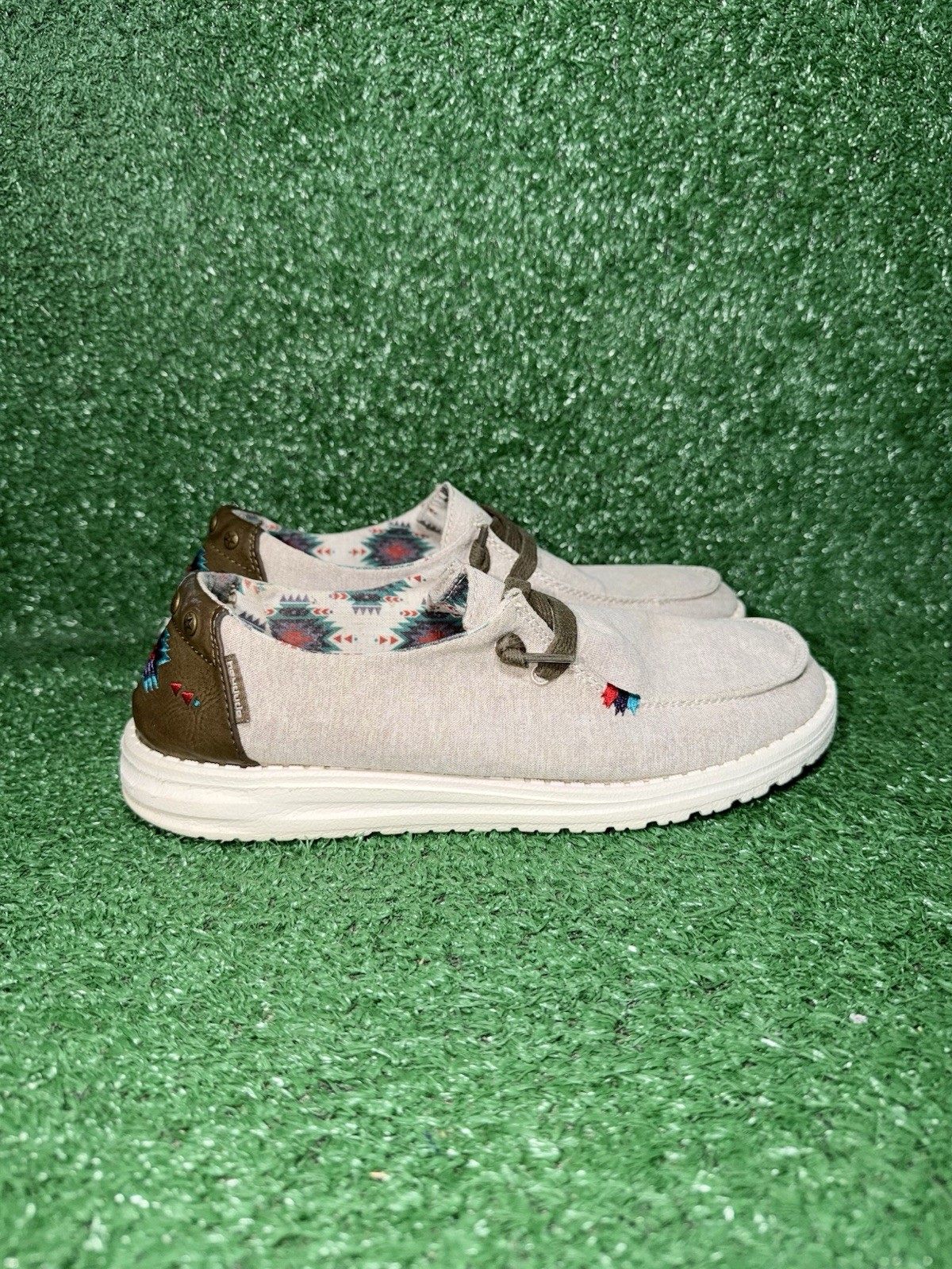Hey Dude Wendy Women Size 8 Aztec Wheat Beige Hippie Slip On Shoes Comfy Loafers