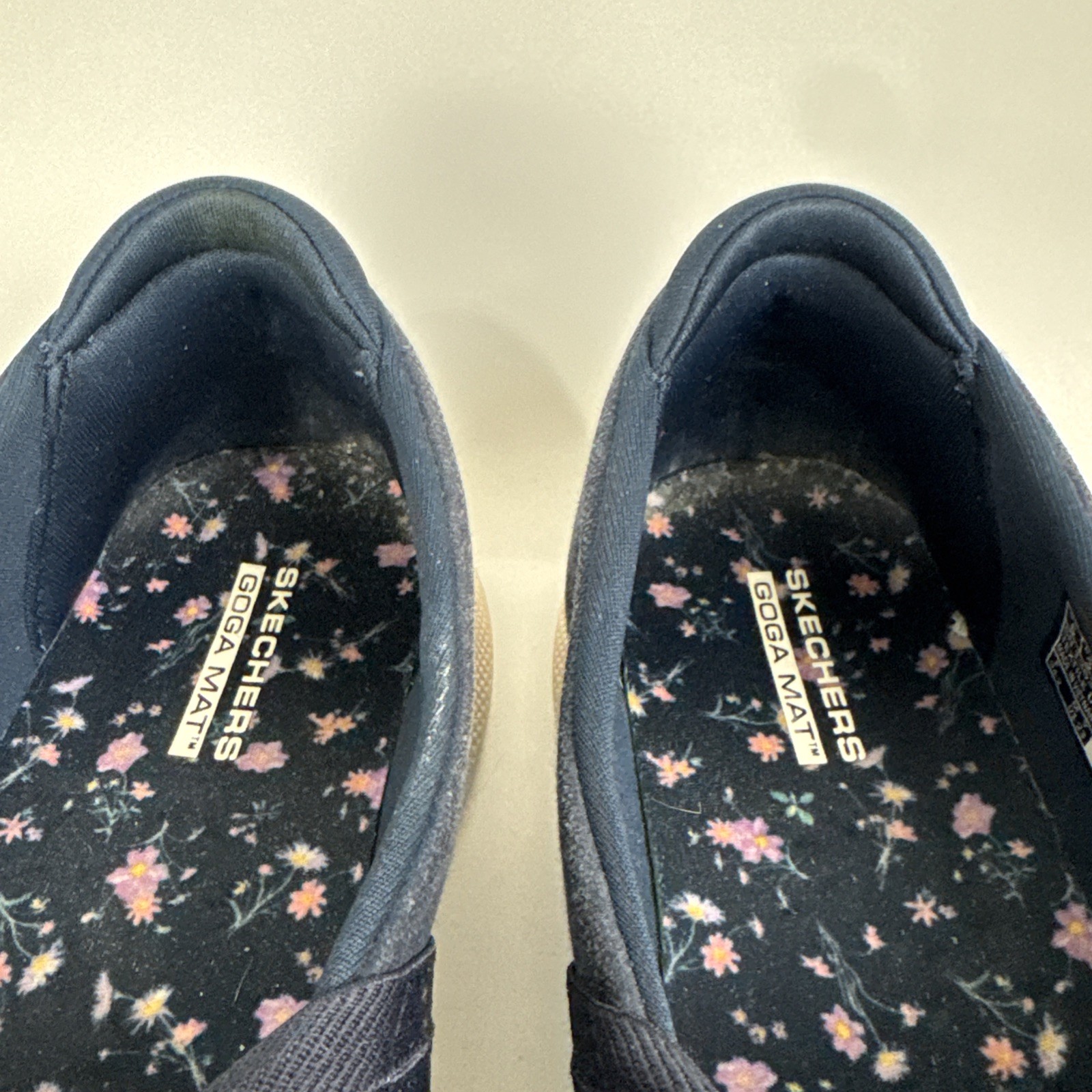 Skechers GOGA MAT Navy Blue Slip On Shoes Women’s 6 comfort walking summer boat