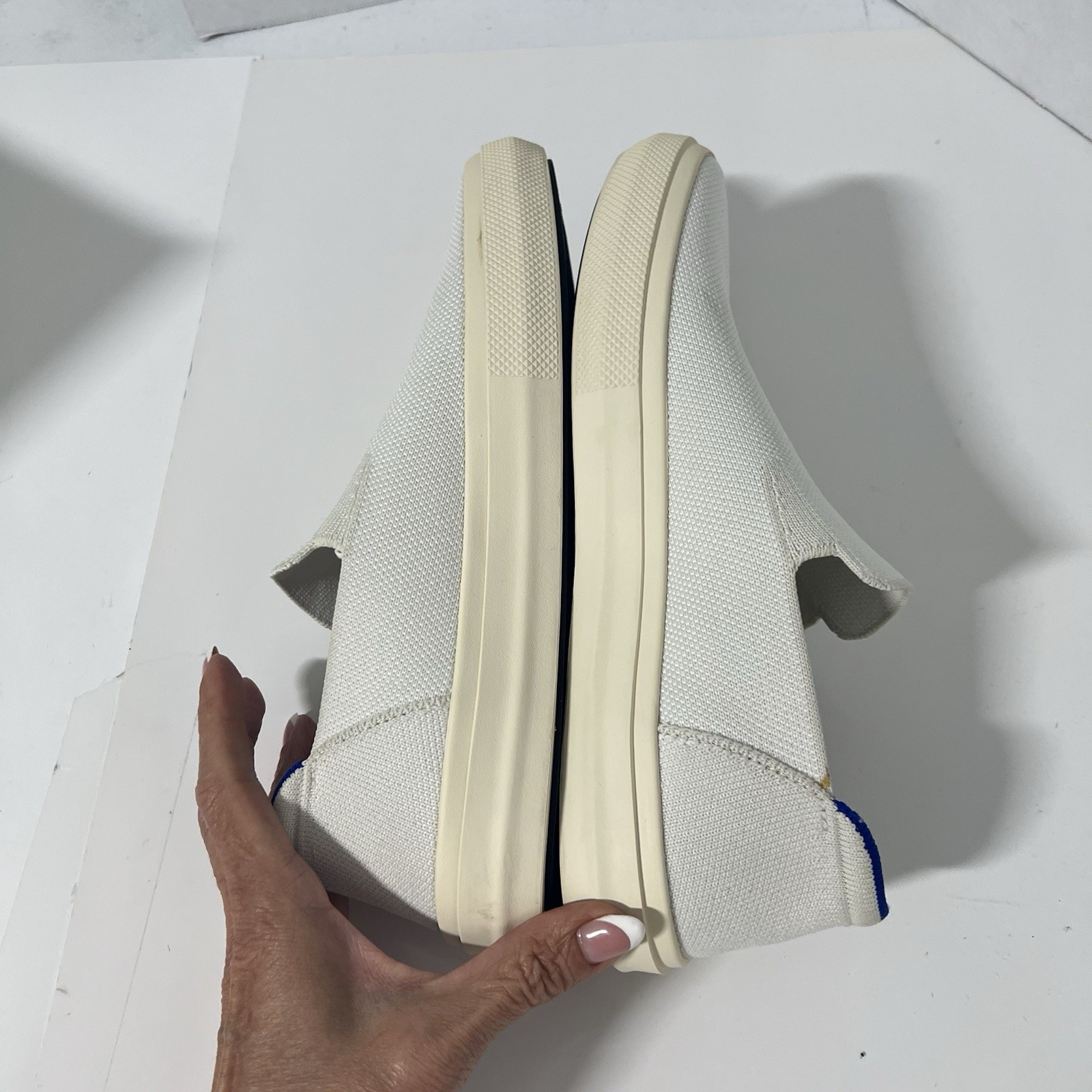Rothy’s The City Slip On Sneaker Womens 9.5 White Blue Trim Knit Classic Comfort