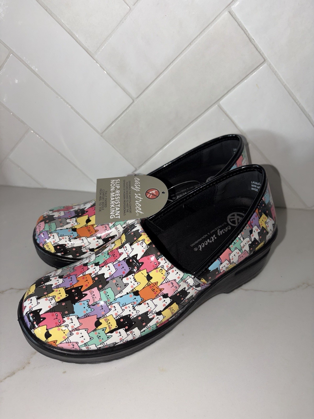 Easy Works by Easy Street Lyndee Cat Slip Resistant Nurse Work Shoes clogs 8.5
