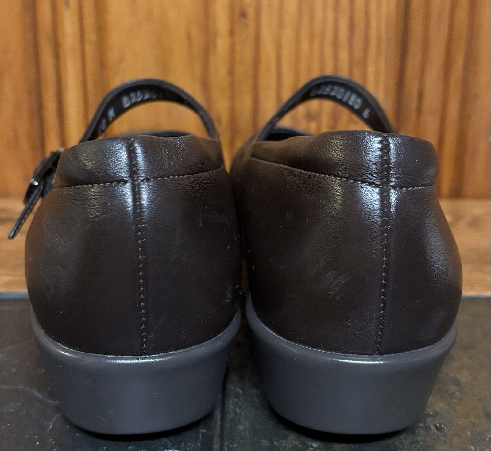 New SAS Maria Brown Leather Mary Jane Comfort Shoes Womens Size 10 M No Box
