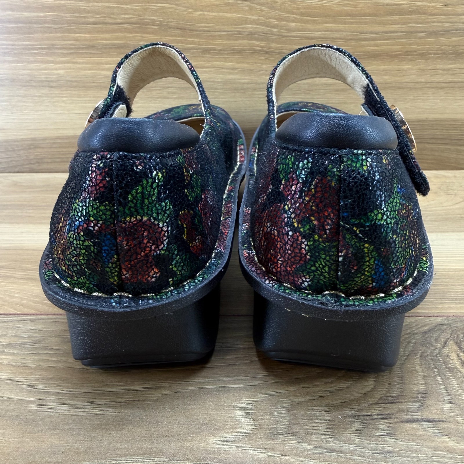 Alegria Paloma Mary Jane Womens 7 Wide EU 37 Rose Floral Button Comfort Walking