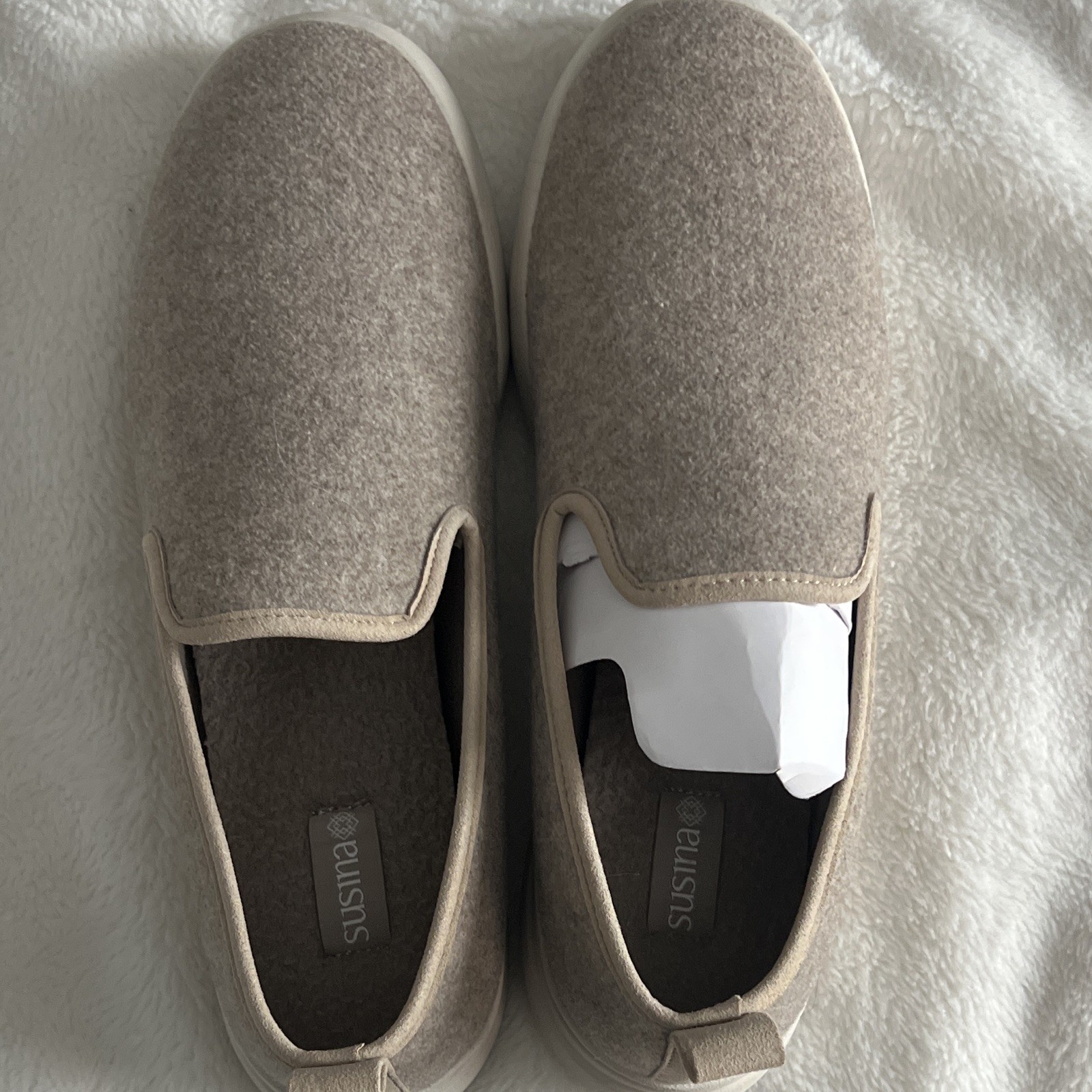 Susina Maren Comfort Slip-On Casual Walking Shoes Beige Fabric US 10 M