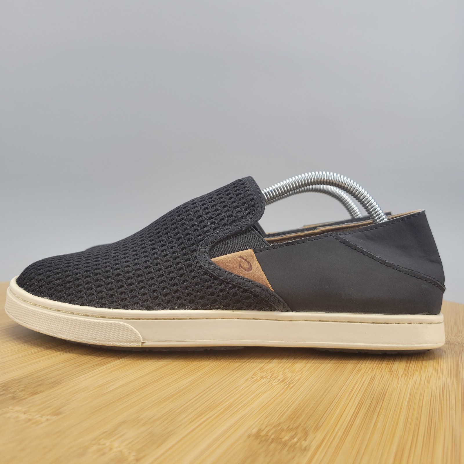Olukai Pehuea Womens Size 7 Black Mesh Slip On Beach Walking Casual Shoes